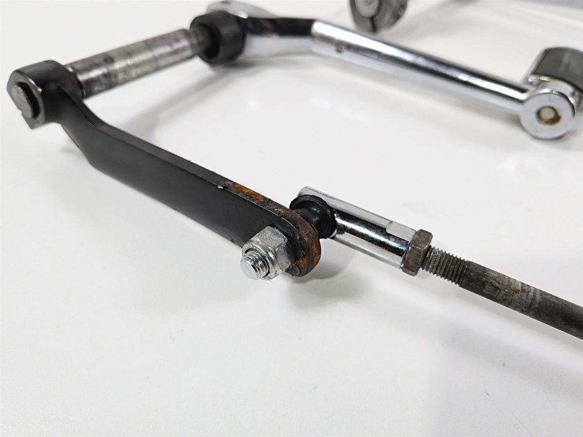 1993 Harley Touring FLHTCU Electra Glide Chrome Shifter & Brake Pedal 33895-82E {{ shop.shopifyCountryName }} - Mototech271