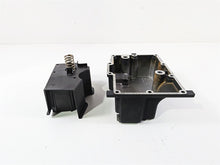 Load image into Gallery viewer, 2007 Harley Dyna FXDB Street Bob Transmission Oil Pan &amp; Baffle Set 26071-02
