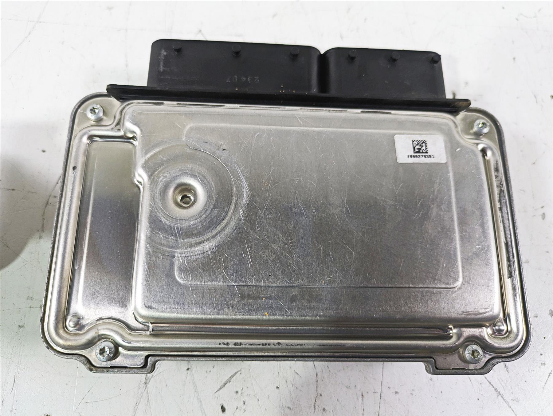 2017 BMW S1000R K47 Cdi Ecm Module & Key Ignition Switch Lock Set 8354916 {{ shop.shopifyCountryName }} - Mototech271