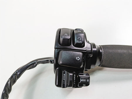 2013 Harley Touring FLHX Street Glide Right Hand Cruise Control Switch 71684-06A {{ shop.shopifyCountryName }} - Mototech271