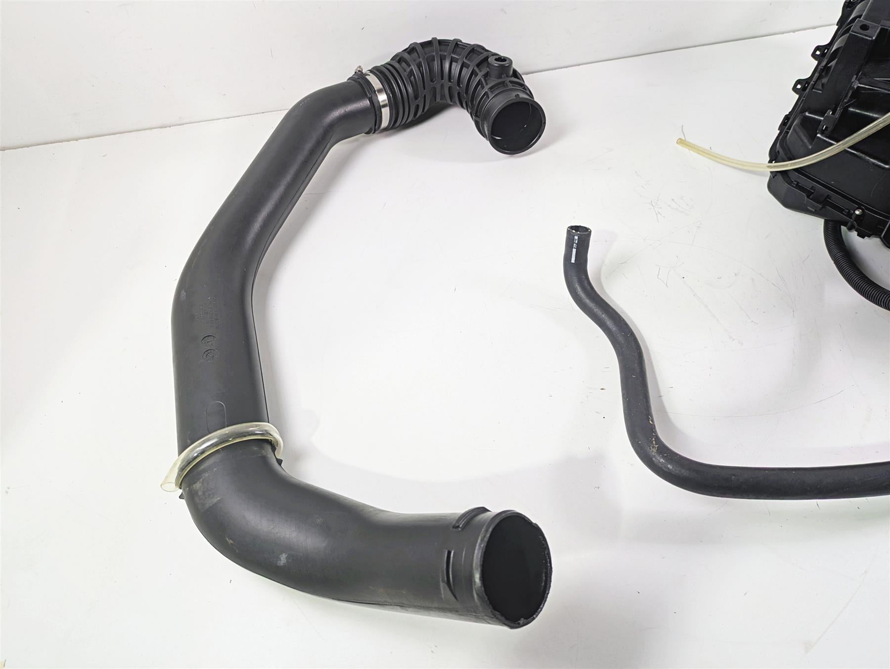 2024 Sea-Doo GTX 230 Air Box Cleaner Breather Filter & Reservoir 273000394 {{ shop.shopifyCountryName }} - Mototech271
