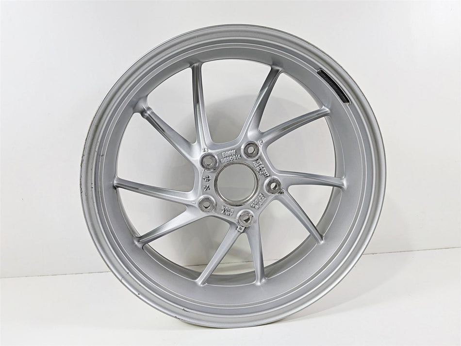 2023 BMW R1250RT RTP K52 Straight Silver Rear Wheel Rim 17x5.5 36317727235 {{ shop.shopifyCountryName }} - Mototech271
