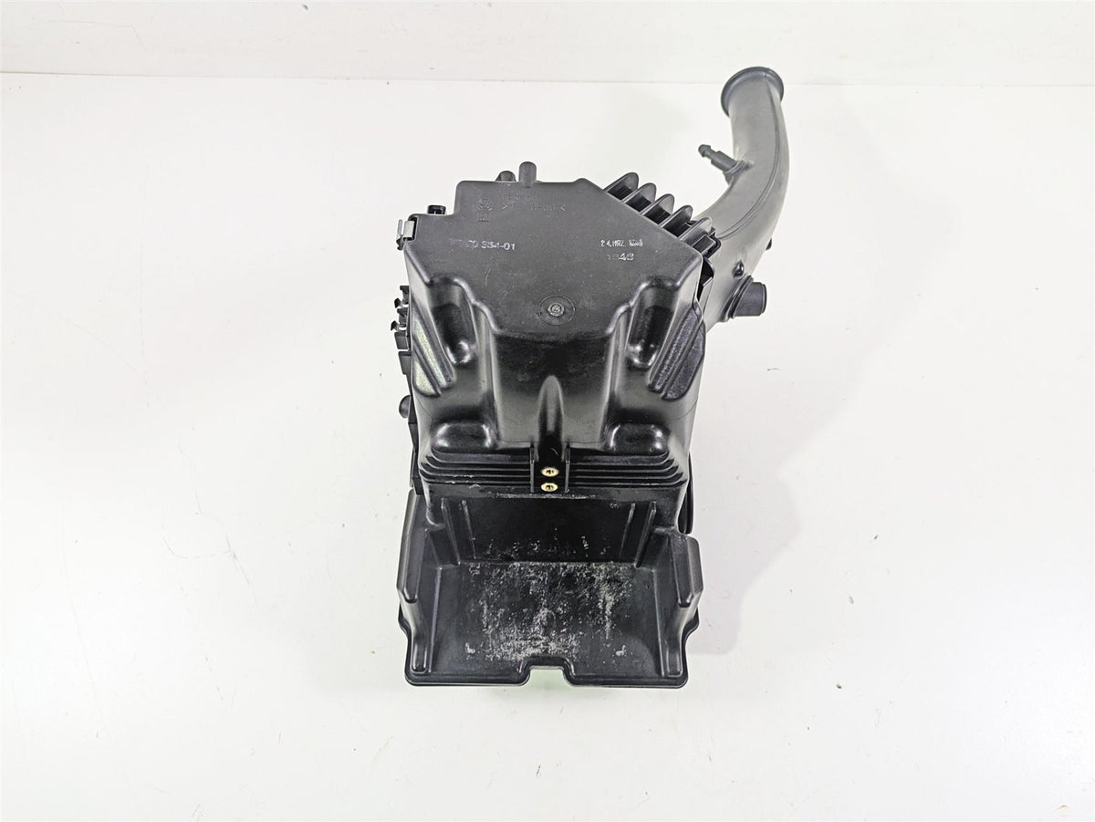 2010 BMW R1200GS K25 Air Box + Tubes & Front Air Ram 13717720354 {{ shop.shopifyCountryName }} - Mototech271
