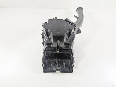 2010 BMW R1200GS K25 Air Box + Tubes & Front Air Ram 13717720354 {{ shop.shopifyCountryName }} - Mototech271