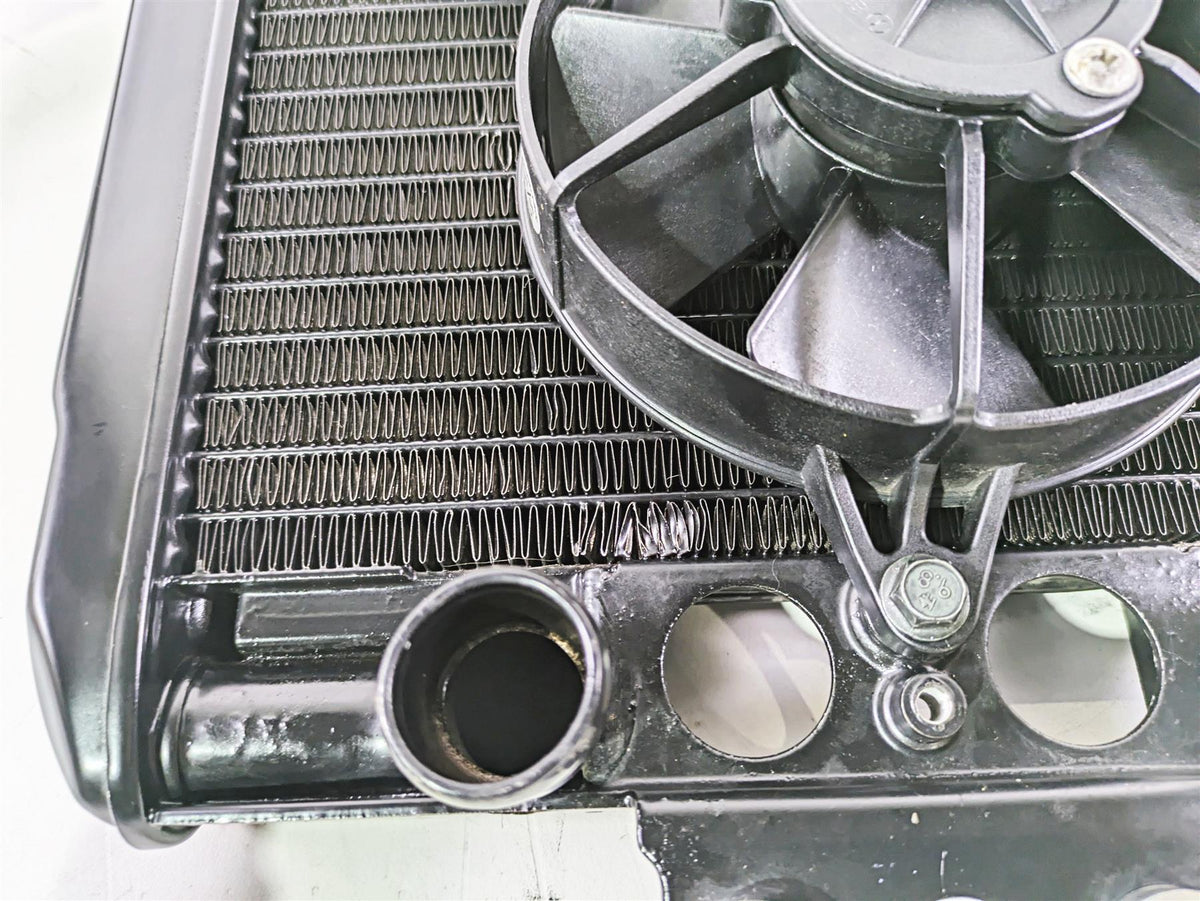 2006 Harley VRSCR Street V-Rod Radiator Fans Reservoir Hoses 26722-04 {{ shop.shopifyCountryName }} - Mototech271