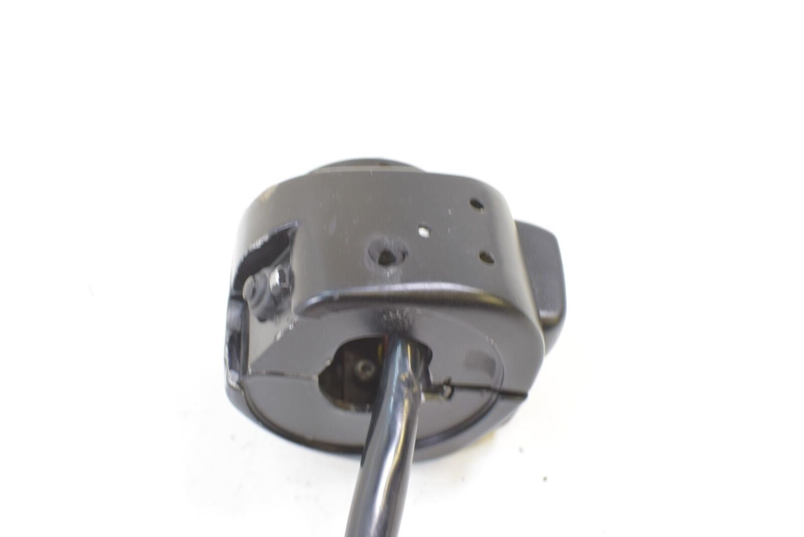 2009 Harley VRSCF Muscle Rod Left Light Horn Control Switch 71682-06A {{ shop.shopifyCountryName }} - Mototech271