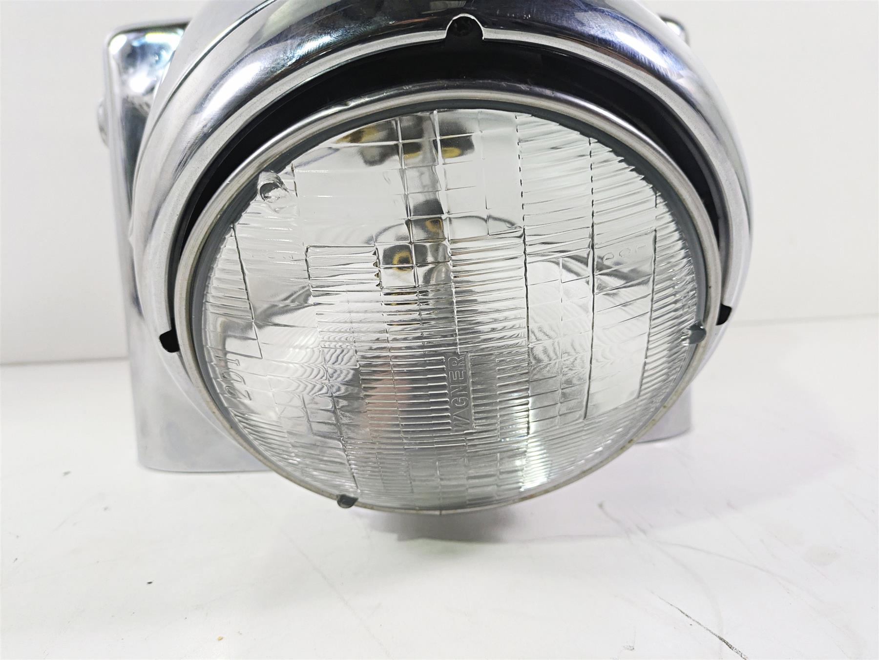 2005 Harley Touring FLHRI Road King Headlight Nacelle Lamp Covers 67674-03B {{ shop.shopifyCountryName }} - Mototech271