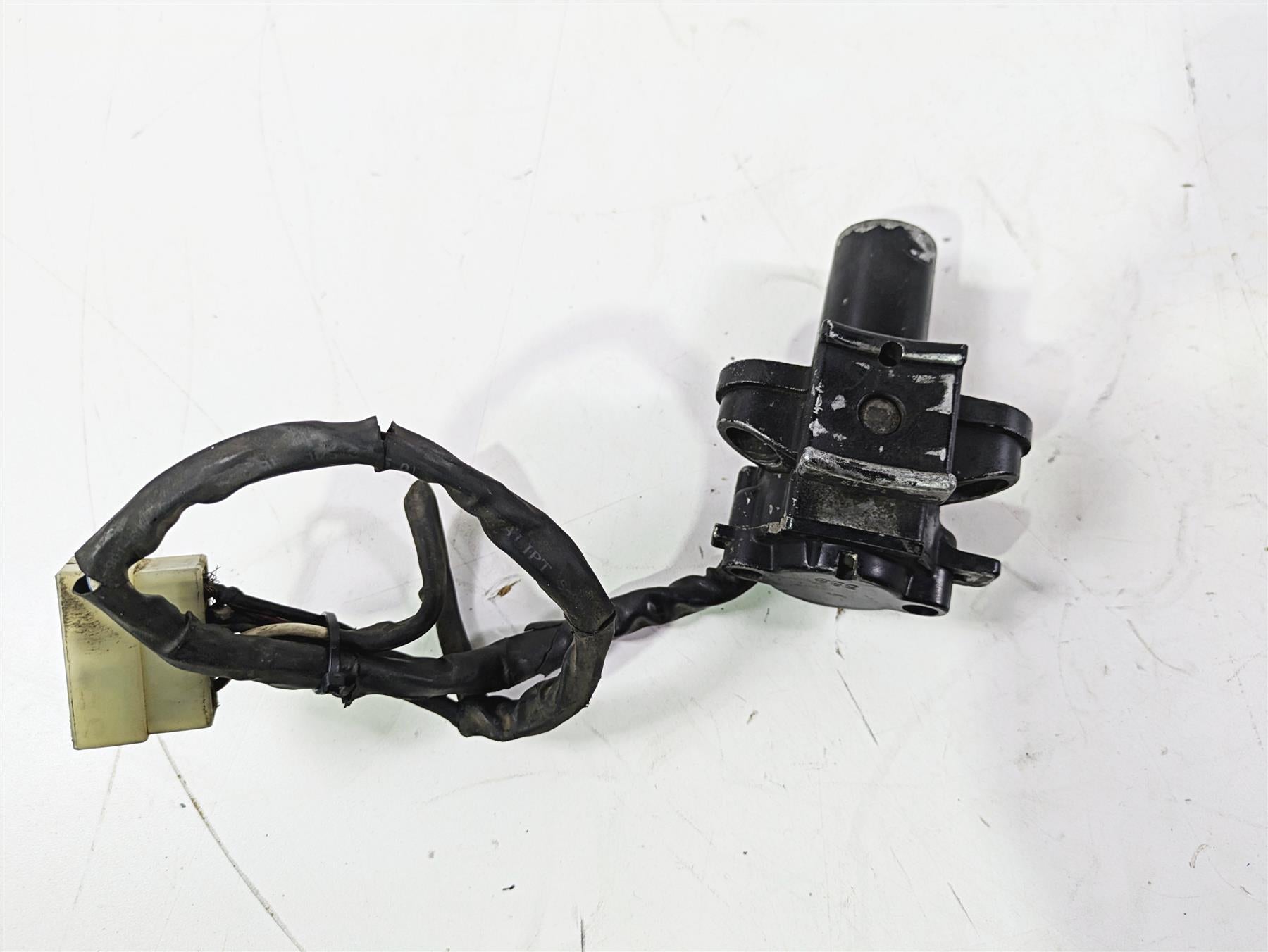 2003 Kawasaki ZX9R Ninja Ignition Switch & Key Set 27045-5156 {{ shop.shopifyCountryName }} - Mototech271