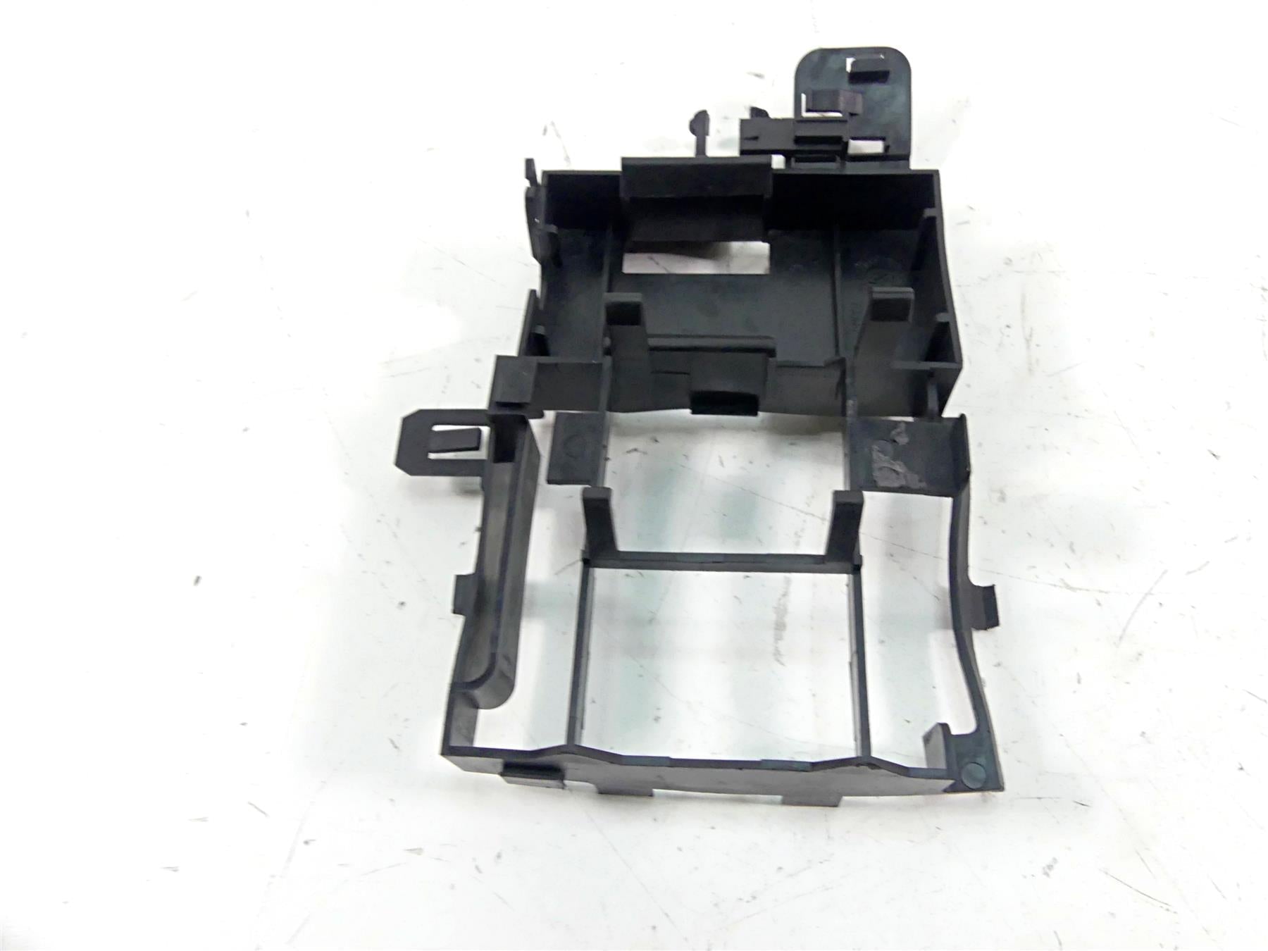 2015 Harley Davidson VRSCDX Night Rod Sp Electrical Plastic Holder Stay 70394-07 {{ shop.shopifyCountryName }} - Mototech271