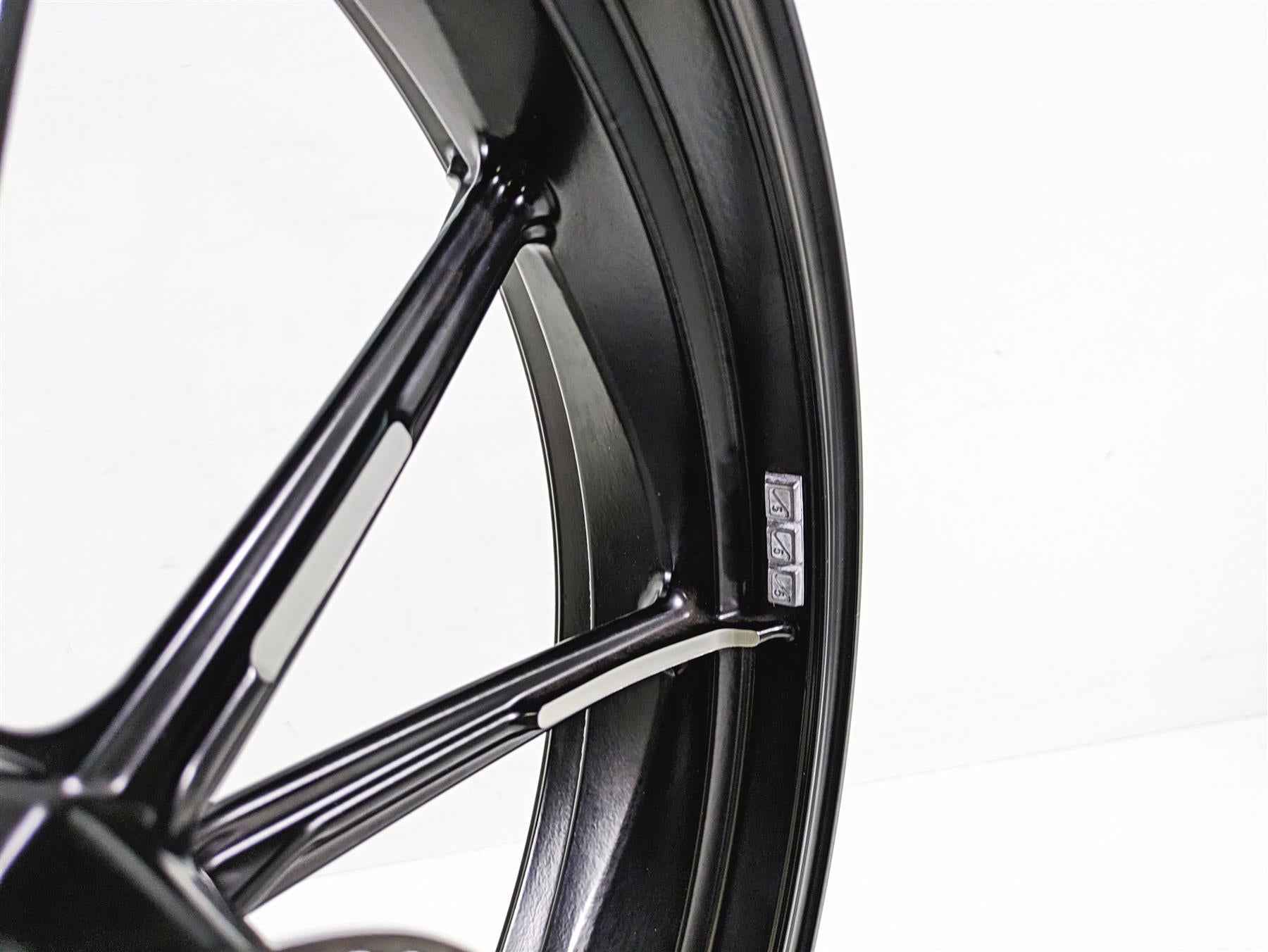 2020 Ducati Scrambler 1100 Sport Pro Straight 18x3.5 Front Wheel Rim 50122321AA {{ shop.shopifyCountryName }} - Mototech271