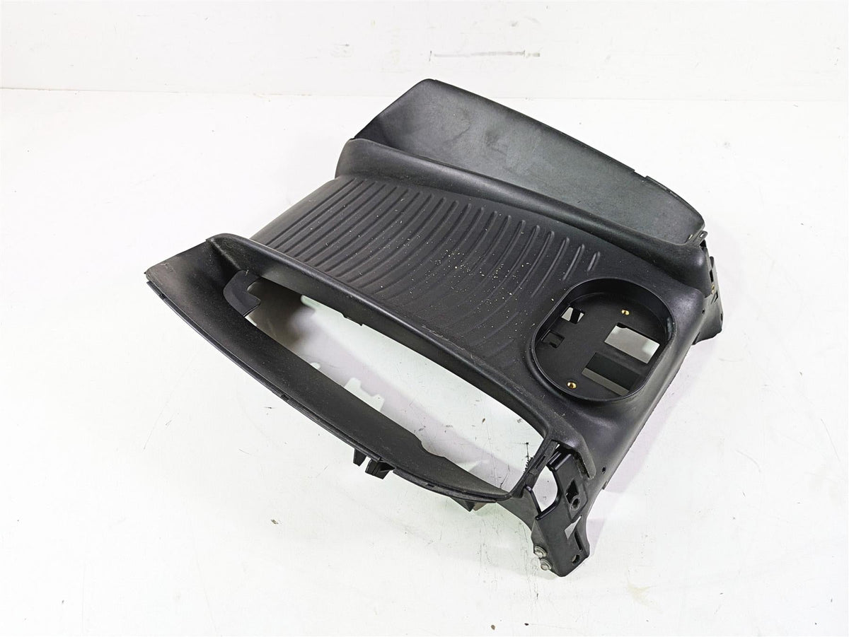 2013 Harley VRSCF Muscle Rod Radiator Center Cover Fairing 26826-09 {{ shop.shopifyCountryName }} - Mototech271
