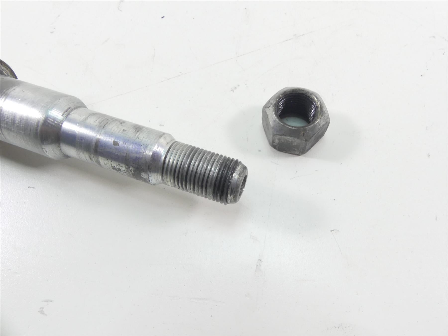 2014 Harley FXDF Dyna Fat Bob Straight Front Axle Wheel Spindle 25mm 41547-07A {{ shop.shopifyCountryName }} - Mototech271