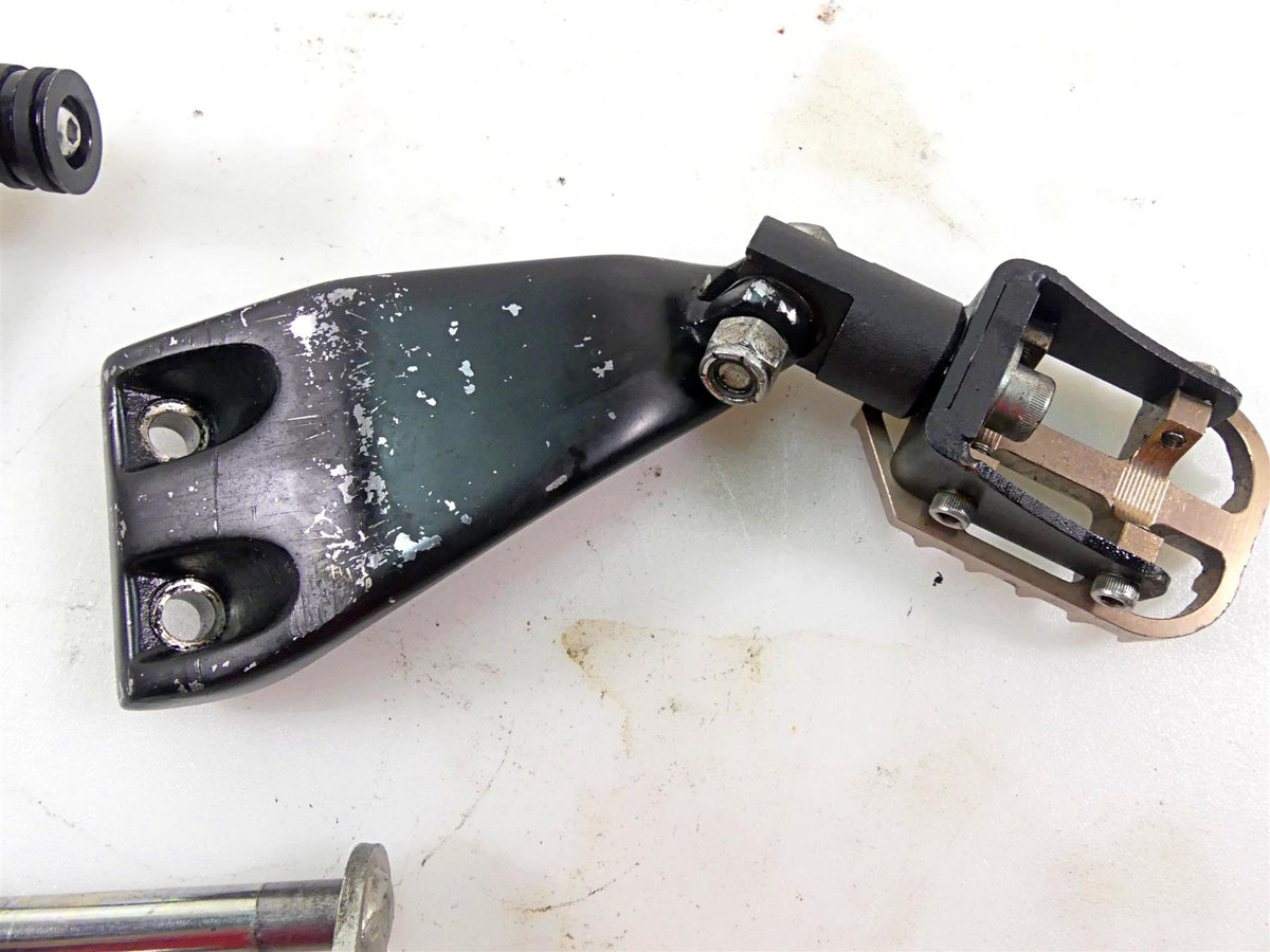 2017 Harley Dyna FXDB Street Bob Bungking Grabber MX Footpeg Shifter Set GRAB-G {{ shop.shopifyCountryName }} - Mototech271
