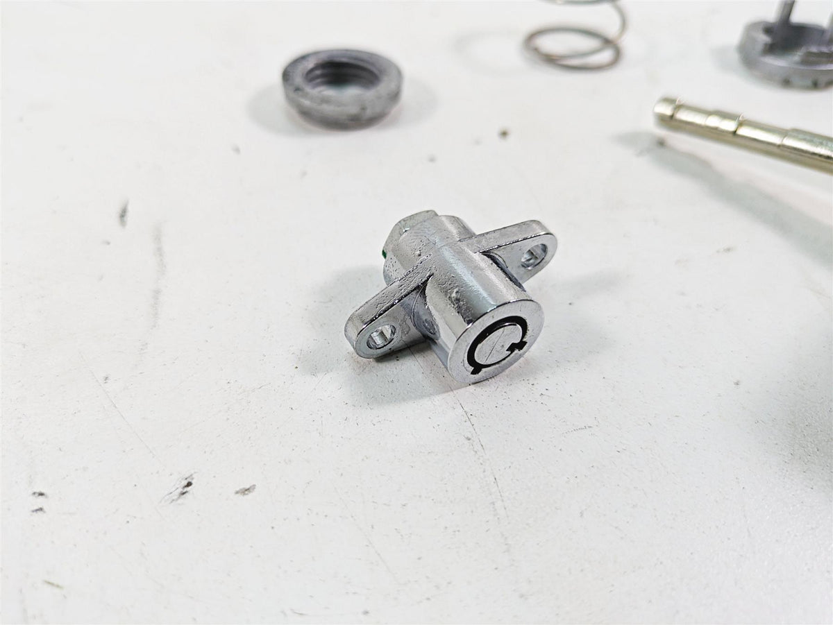 2019 Harley Touring FLHX Street Glide Ignition Switch Knob Lock Set 71400017B {{ shop.shopifyCountryName }} - Mototech271