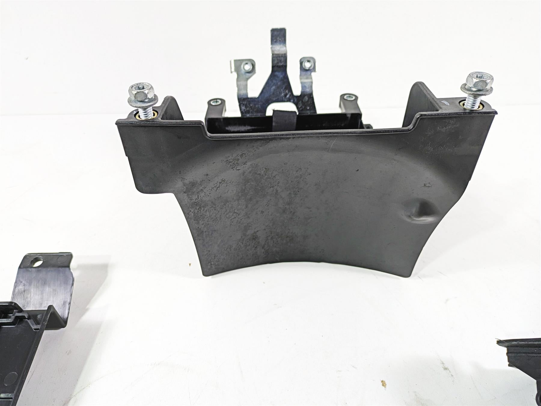 2020 Harley Touring FLHT Electra Glide Battery Tray & Electrical Holder 66000010 {{ shop.shopifyCountryName }} - Mototech271