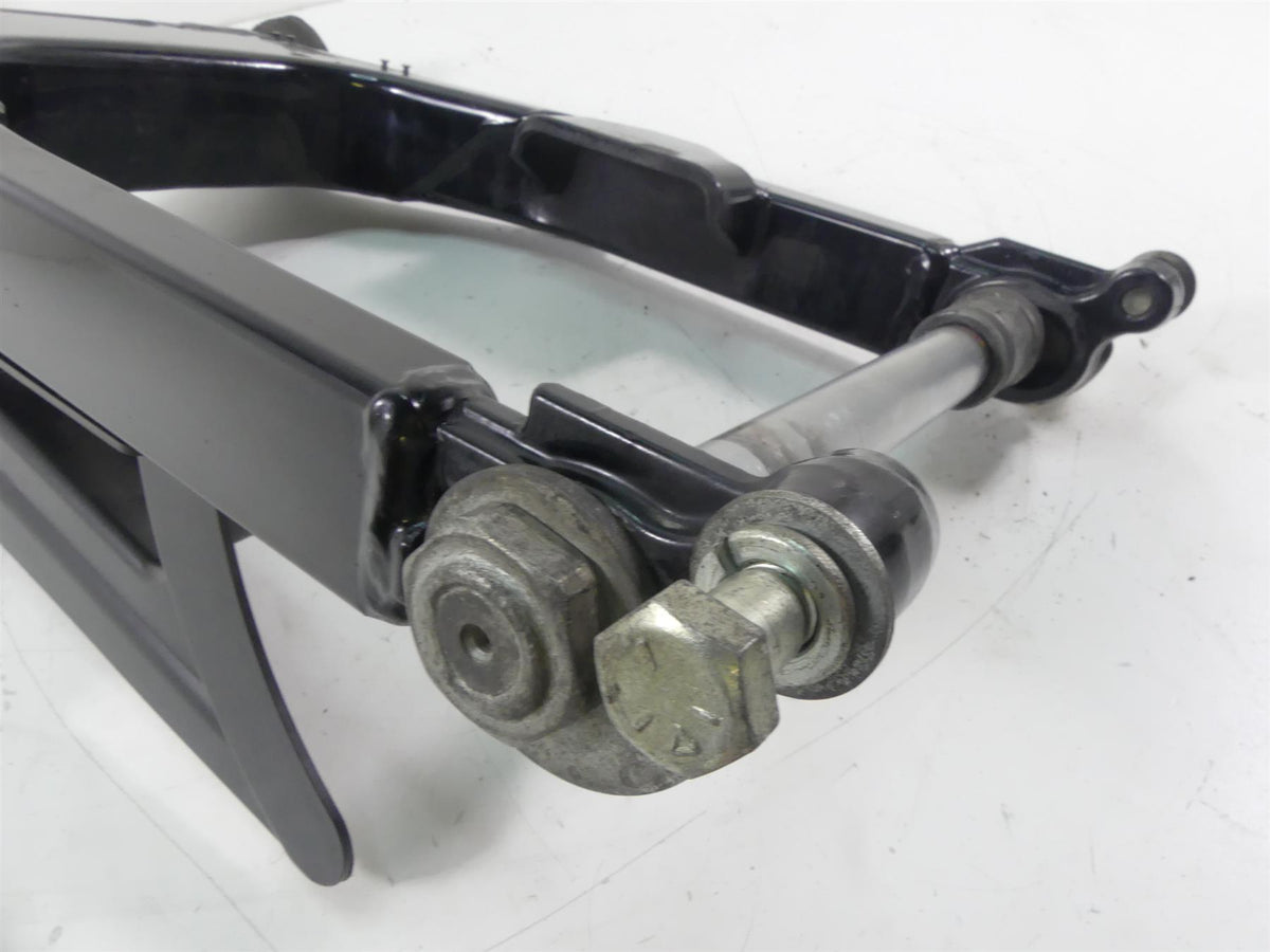 2007 Harley Touring FLHTCU SE CVO Electra Glide Swingarm + 1" Axle 47549-02A {{ shop.shopifyCountryName }} - Mototech271