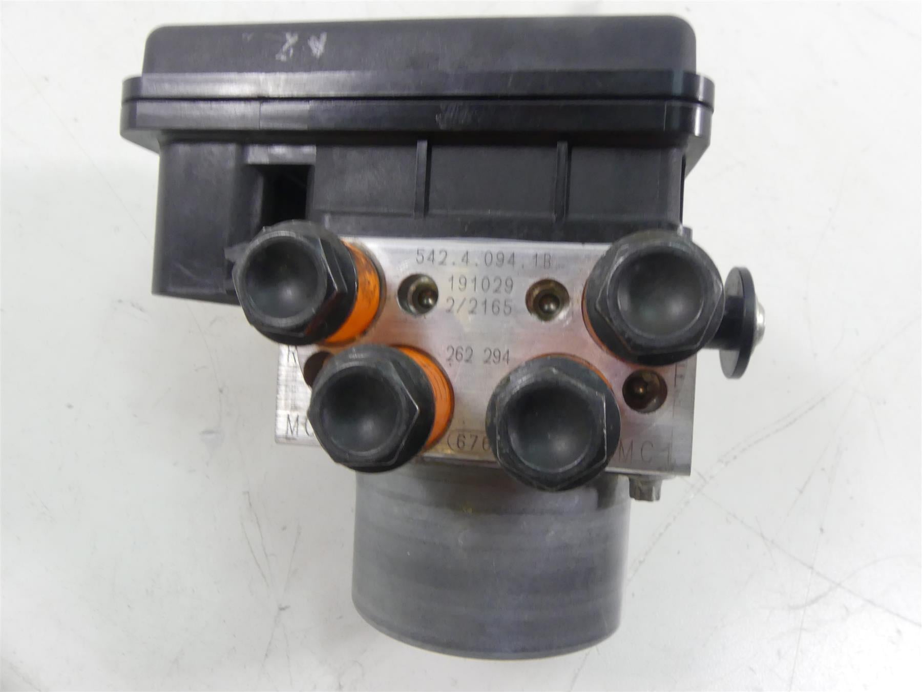 2020 Ducati Panigale V2 Abs Brake Pump Module Unit 576miles 54240941A {{ shop.shopifyCountryName }} - Mototech271
