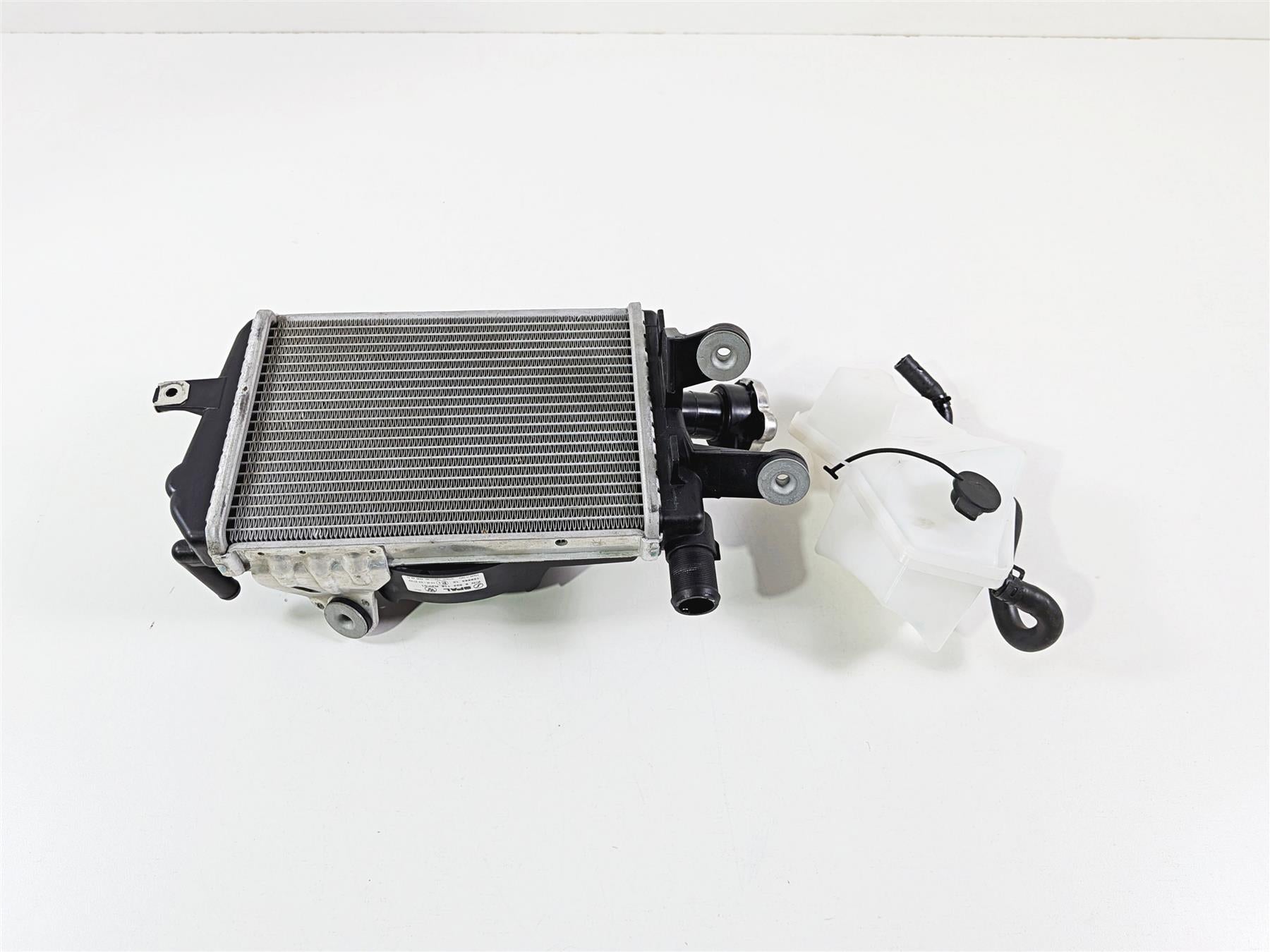 2023 BMW R1250RT RTP K52 Right Radiator Fan Hoses Covers 17118546416 {{ shop.shopifyCountryName }} - Mototech271