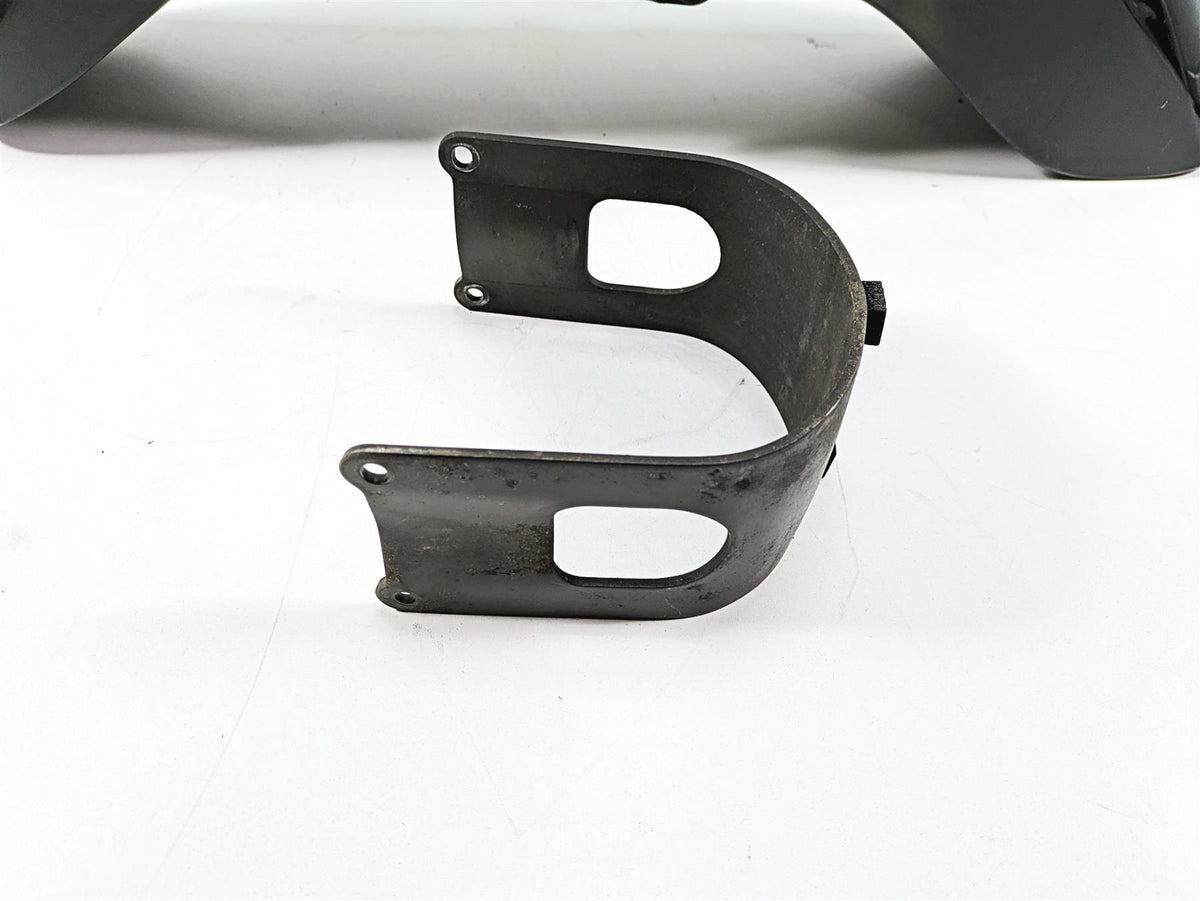 2006 Honda VT1100 C2 Shadow Front Fender 61100-MBA-0000 {{ shop.shopifyCountryName }} - Mototech271