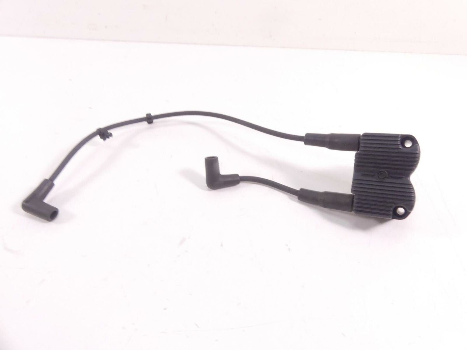 2005 Harley Touring CVO FLHTCSE Electra Glide Ignition Coil Coils Set 31743-01 {{ shop.shopifyCountryName }} - Mototech271