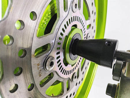 2021 Kawasaki Z900 ZR900 Straight 17x5.5 Rear Wheel Rim 41073-0706 {{ shop.shopifyCountryName }} - Mototech271