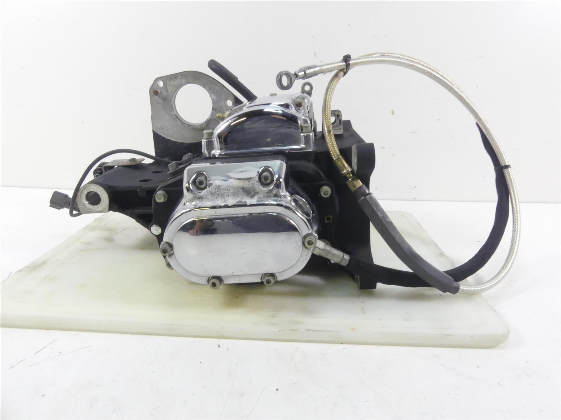 2002 Harley Softail FXSTDI Deuce 5-Speed Transmission Gear Box 37K 33052-02 {{ shop.shopifyCountryName }} - Mototech271