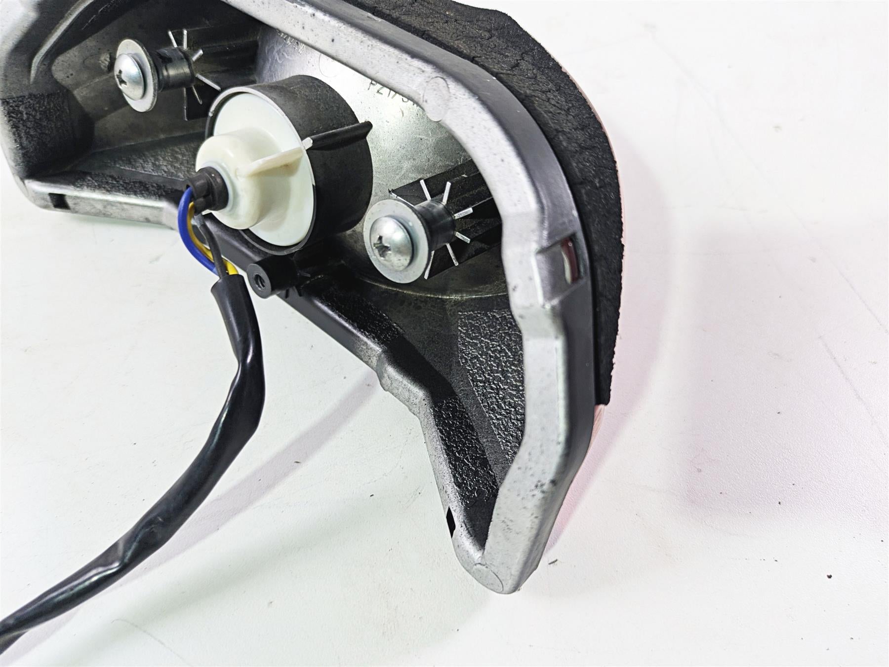 2009 Yamaha FZ1 FZS10 Fazer Taillight Tail Light Lamp Lens 2D1-84710-00-00 {{ shop.shopifyCountryName }} - Mototech271