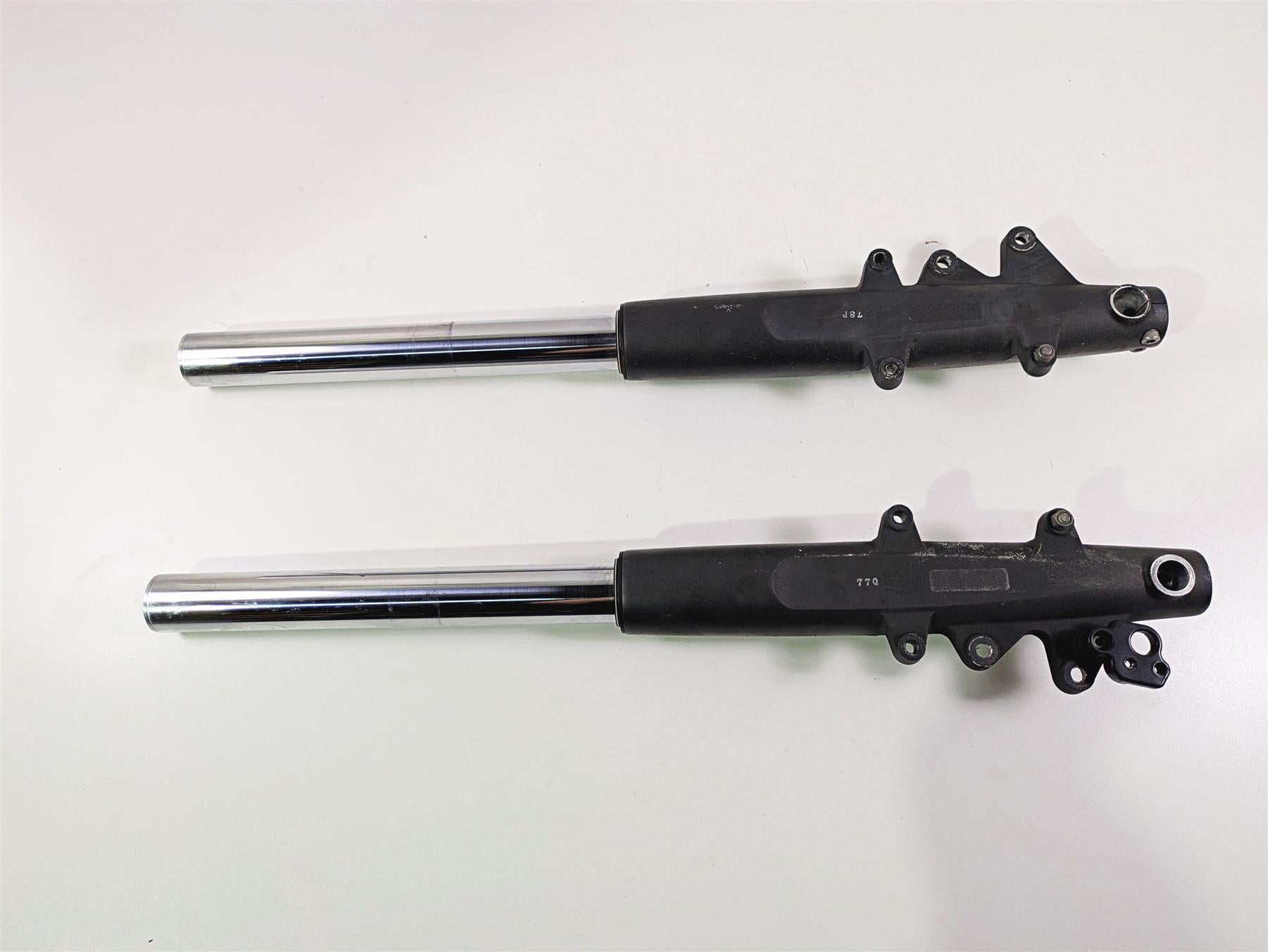 2018 Indian Springfield Dark Horse Straight Front Forks 46Mm 1824021 1824022 {{ shop.shopifyCountryName }} - Mototech271