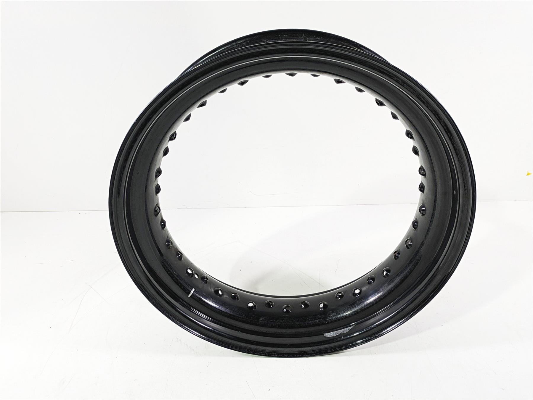 2017 Harley Dyna FXDB Street Bob Rear Wheel Rim 17x4.5 READ 41430-09A {{ shop.shopifyCountryName }} - Mototech271
