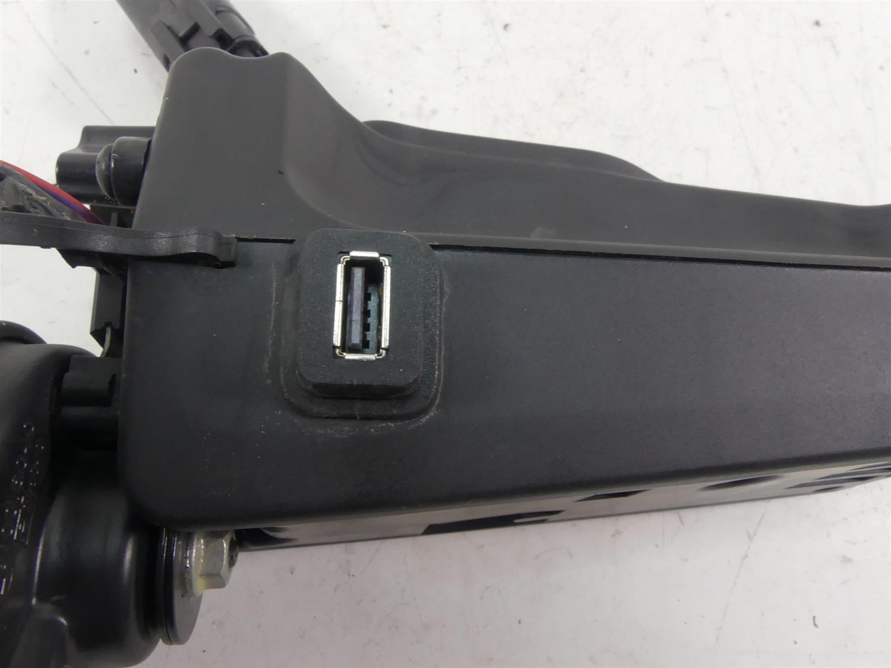 2018 Harley Softail FXBB Street Bob Horn + Cover & Wiring Box 69201654 {{ shop.shopifyCountryName }} - Mototech271