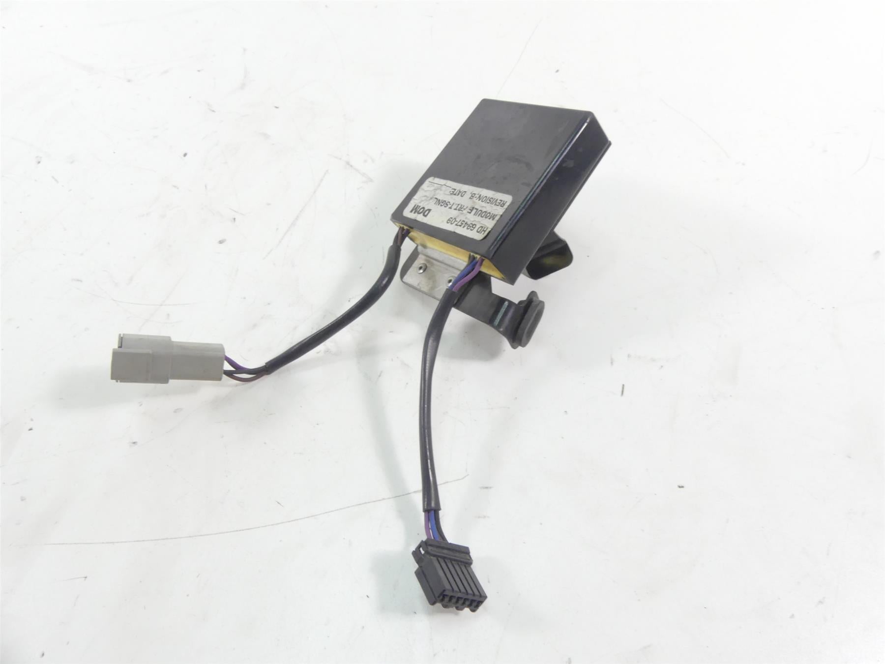 2013 Harley Davidson VRSCF Muscle Turn Signal Flasher Module 69457-09 {{ shop.shopifyCountryName }} - Mototech271