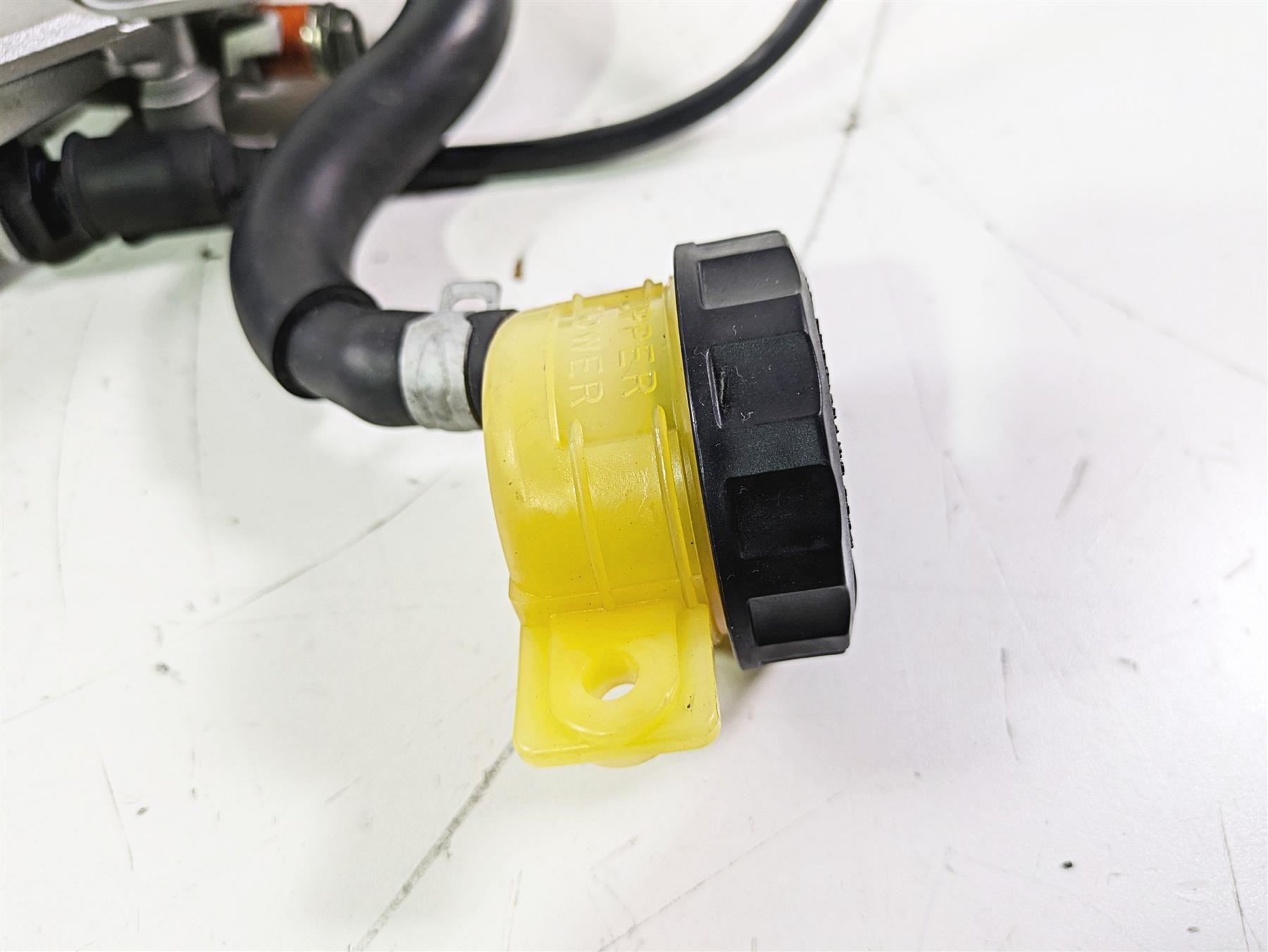 2005 Kawasaki ZX12R Ninja Right Footpeg & Brake Master Cylinder 35063-0069-458 {{ shop.shopifyCountryName }} - Mototech271