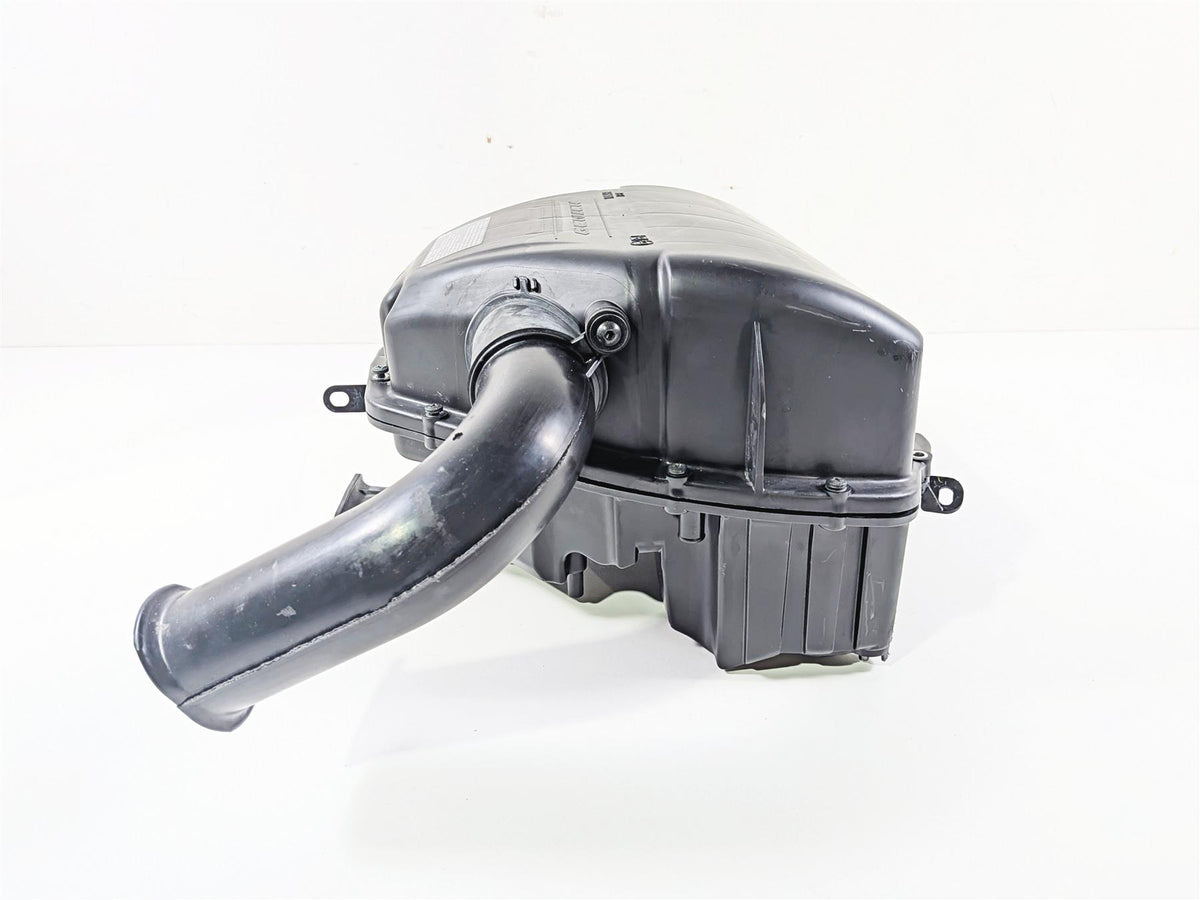 2023 Yamaha MT10 MTN1000 Air Box Cleaner Filter Set B5Y-14411-00-00 {{ shop.shopifyCountryName }} - Mototech271
