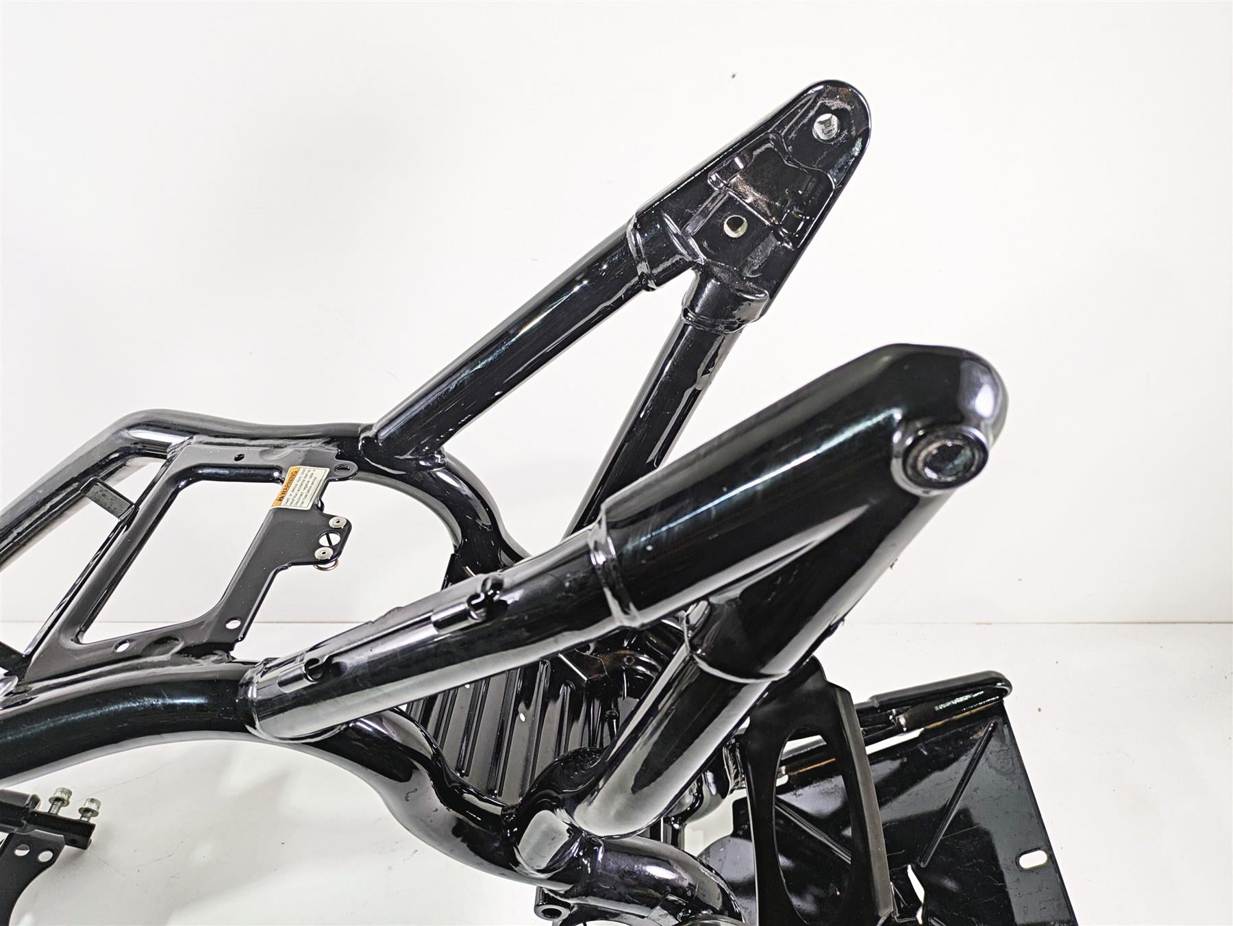 2006 Harley VRSCR Street V-Rod Straight Main Frame Chassis With Clean Ohio Title 48204-08 {{ shop.shopifyCountryName }} - Mototech271