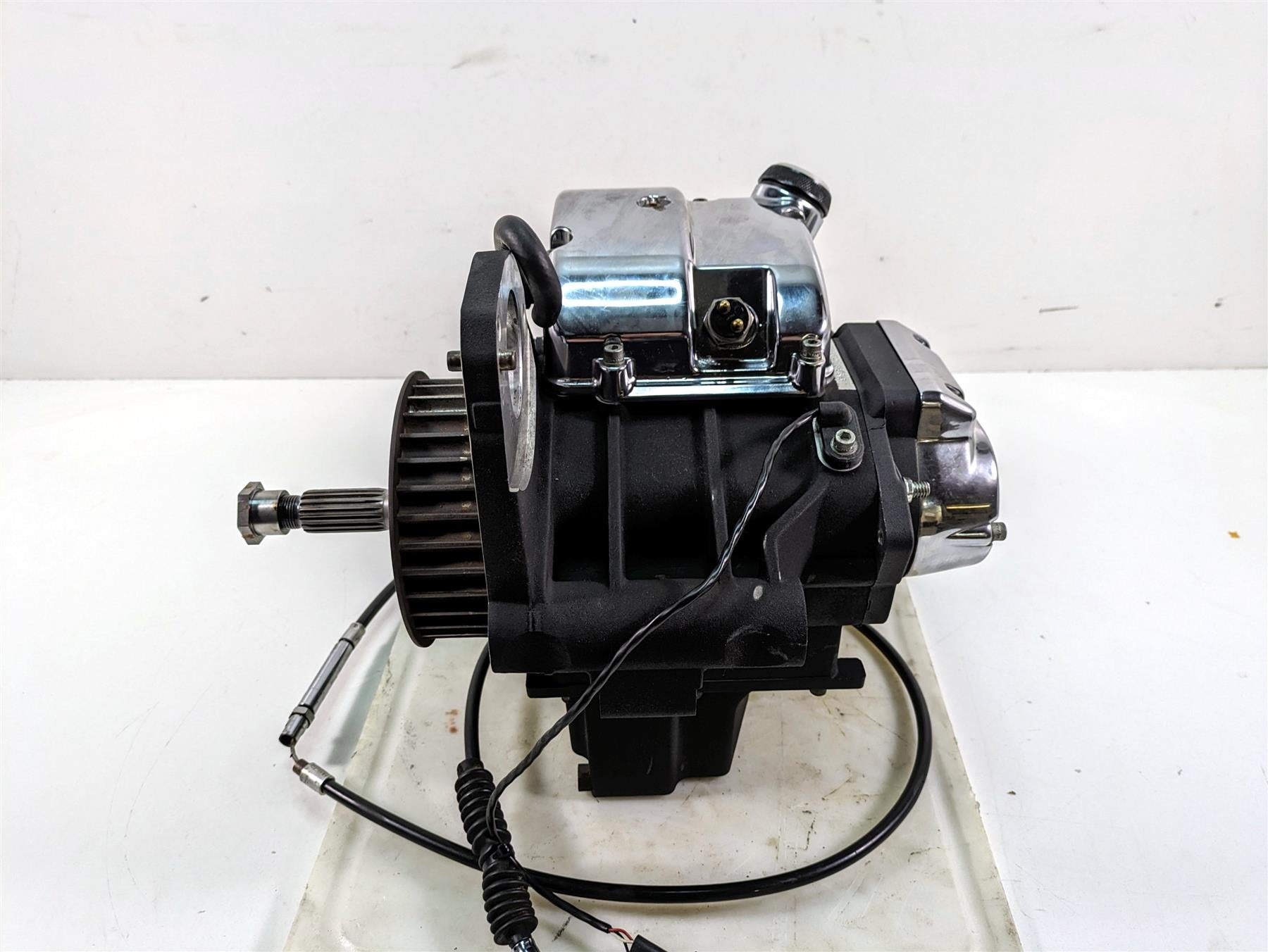 2000 Harley Dyna FXDL Low Rider Transmission Gear Box 5 Speed 33038-00 {{ shop.shopifyCountryName }} - Mototech271