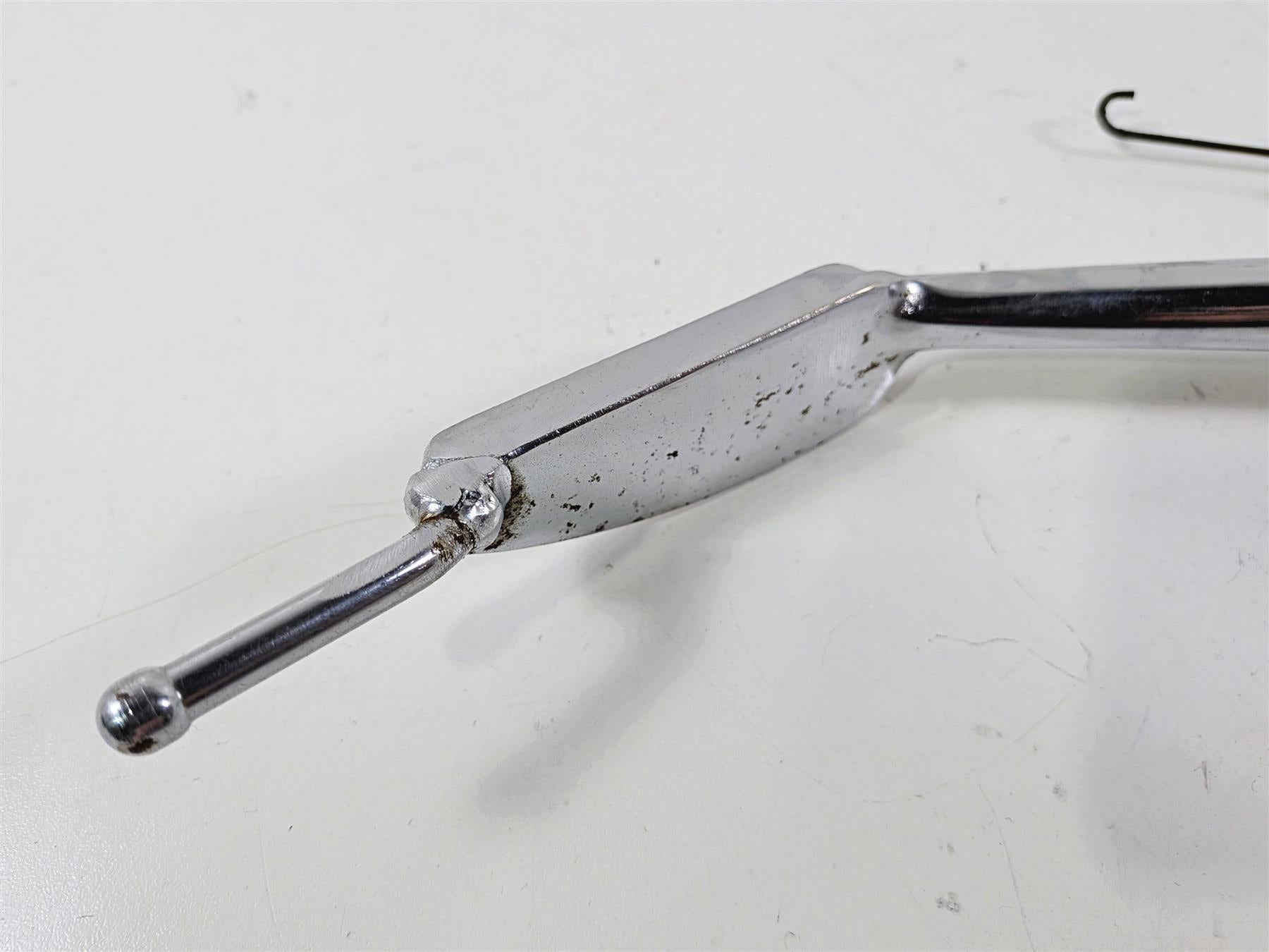 2006 Suzuki C90 VL1500T Boulevard Kickstand Kick Stand 42310-10F01 42310-10F02 {{ shop.shopifyCountryName }} - Mototech271
