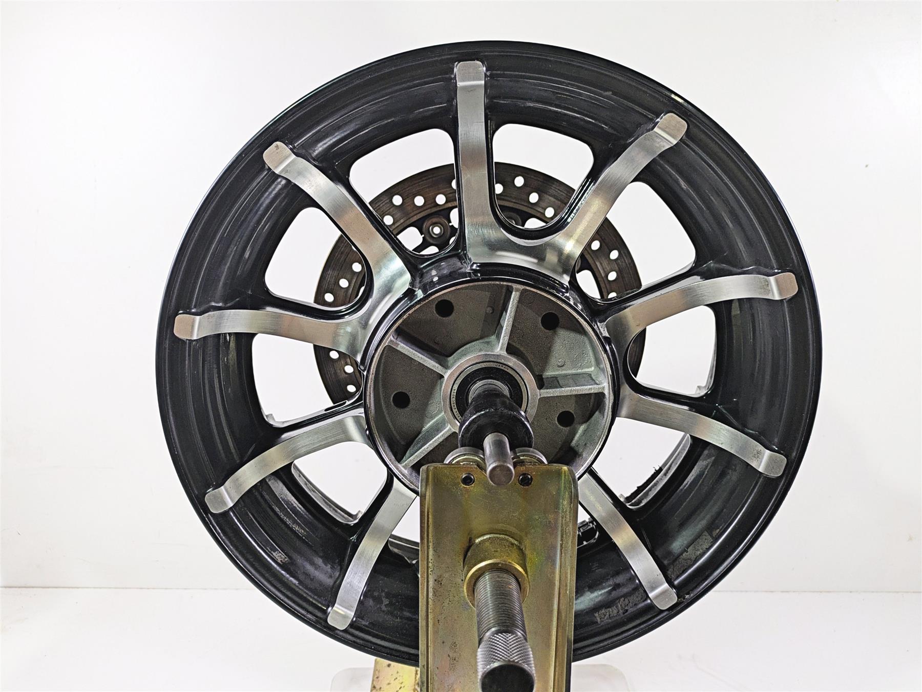 2017 Indian Chieftain Limited Straight Rear Wheel Rim 16x5 1523060 {{ shop.shopifyCountryName }} - Mototech271