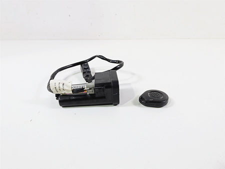 2009 Harley FXCWC Softail Rocker Tssm Turn Signal Security Module + Fob 69976-08 {{ shop.shopifyCountryName }} - Mototech271