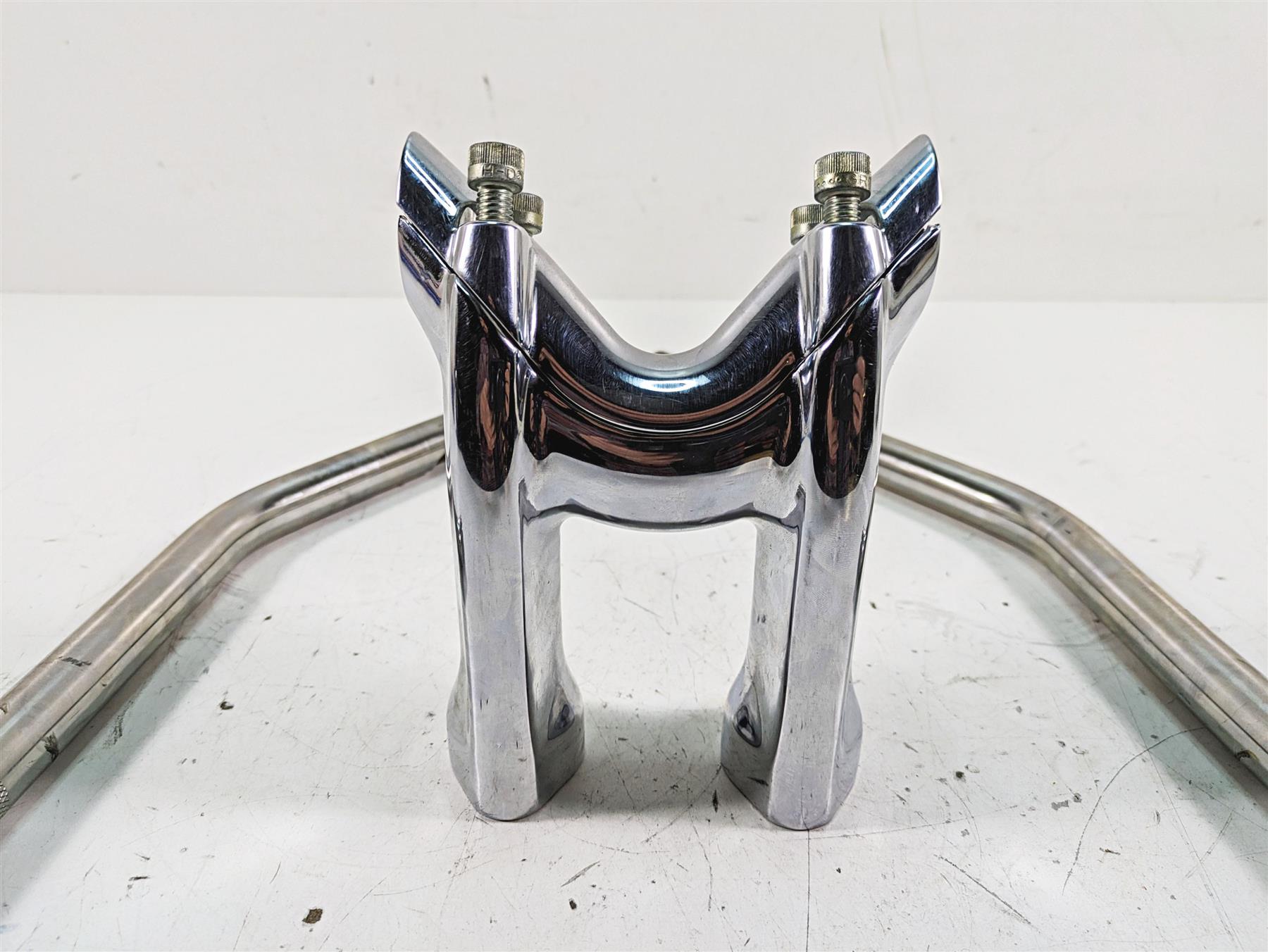2009 Harley FXCWC Softail Rocker C Handlebars & Riser Set 56103-08 55992-08 {{ shop.shopifyCountryName }} - Mototech271
