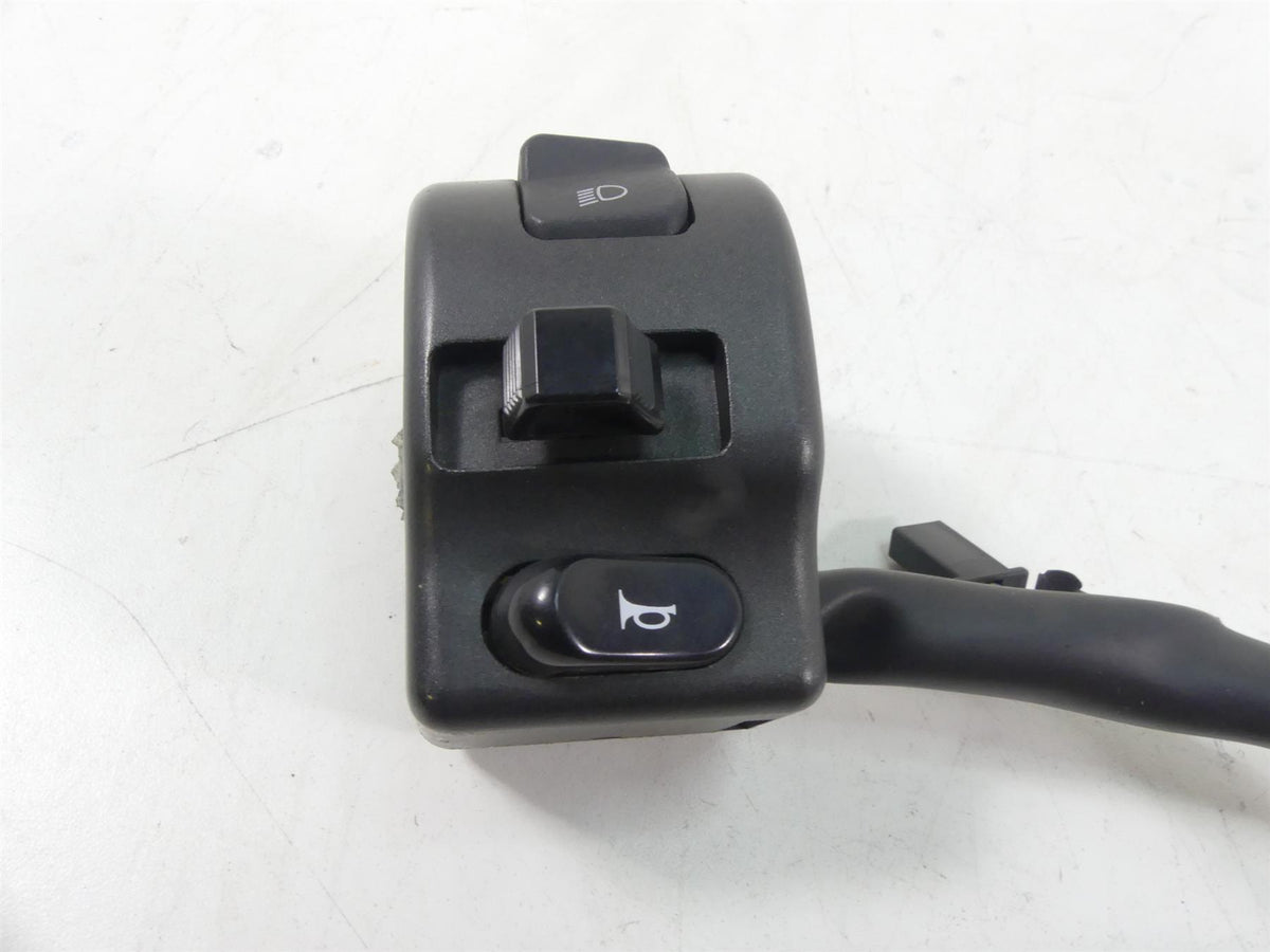 2007 Yamaha XVS1300 V-Star Left Hand Light Horn Control Switch 3D8-83973-00-00 {{ shop.shopifyCountryName }} - Mototech271