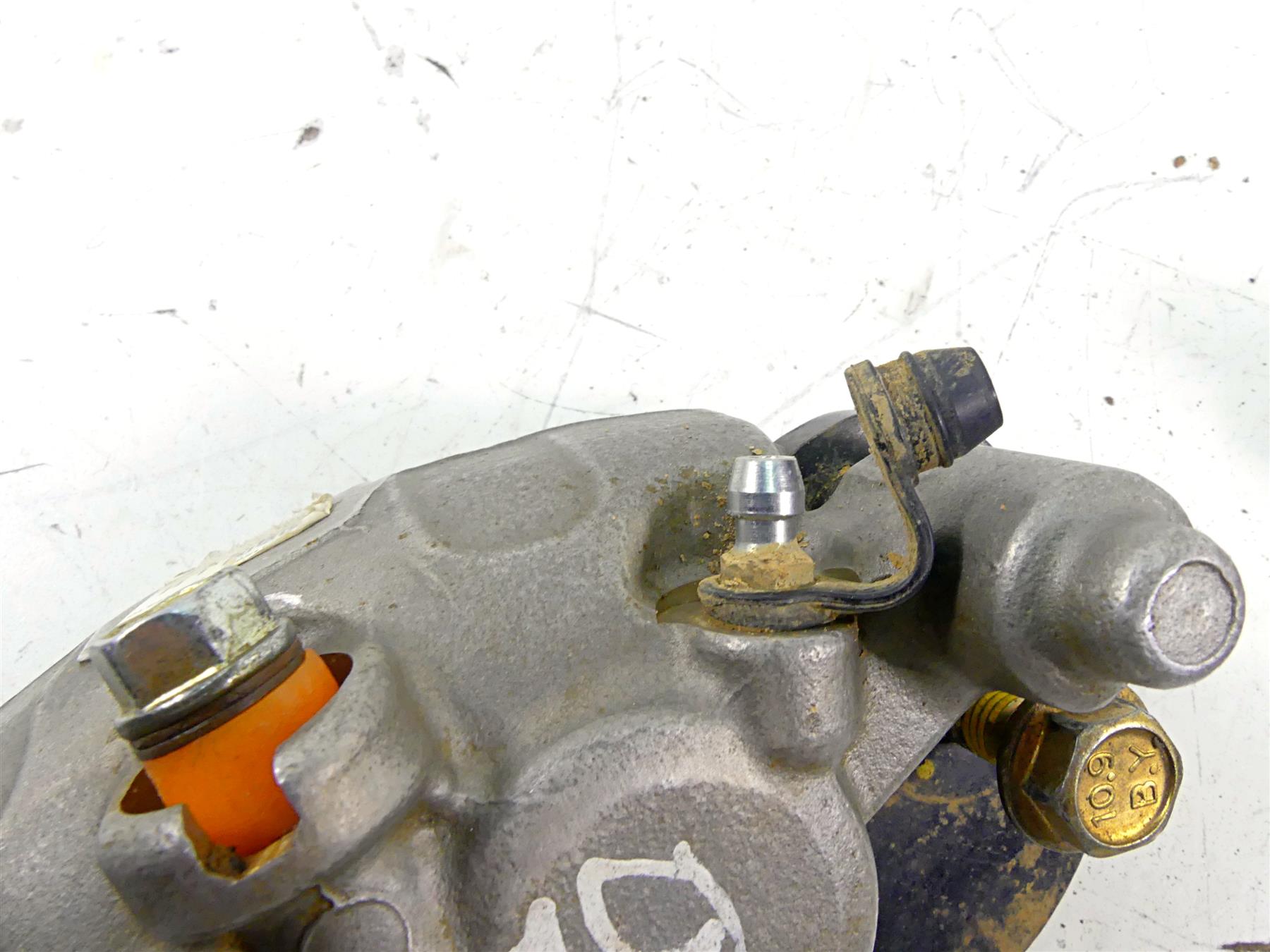 2021 Can Am Maverick Sport 1000R XRC Rear Brake Caliper Set 705601889 705601890 {{ shop.shopifyCountryName }} - Mototech271