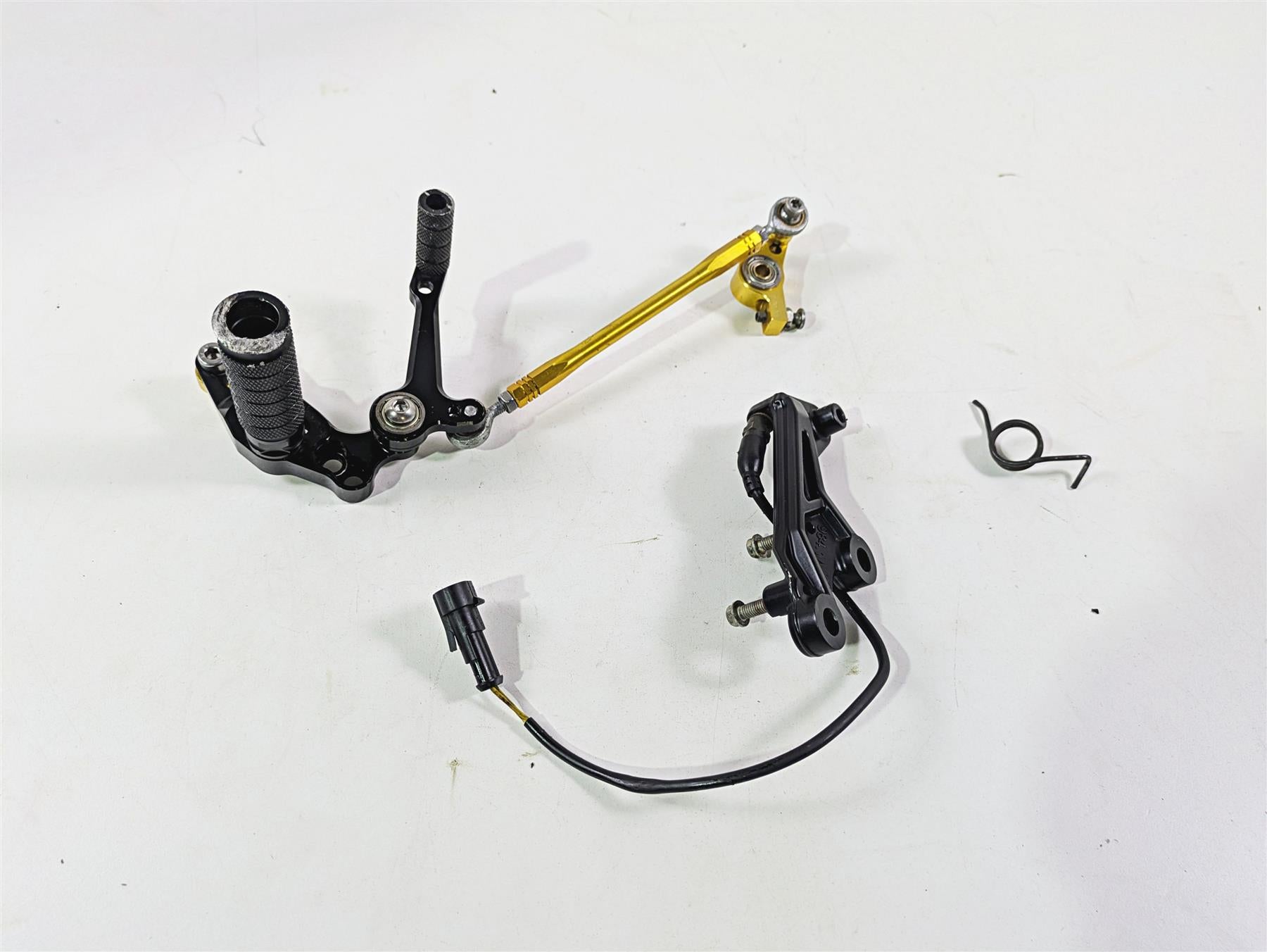 2010 Ducati Streetfighter 1098 S Right Rearset & Brake Pedal - For Parts {{ shop.shopifyCountryName }} - Mototech271