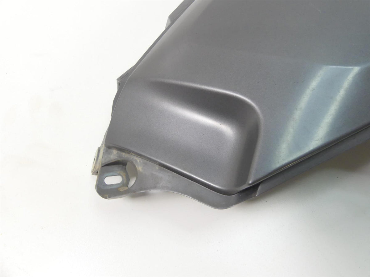 2019 BMW R1250GS K50 Right Main Tank Fairing Cover 46638563502 46638556636 {{ shop.shopifyCountryName }} - Mototech271