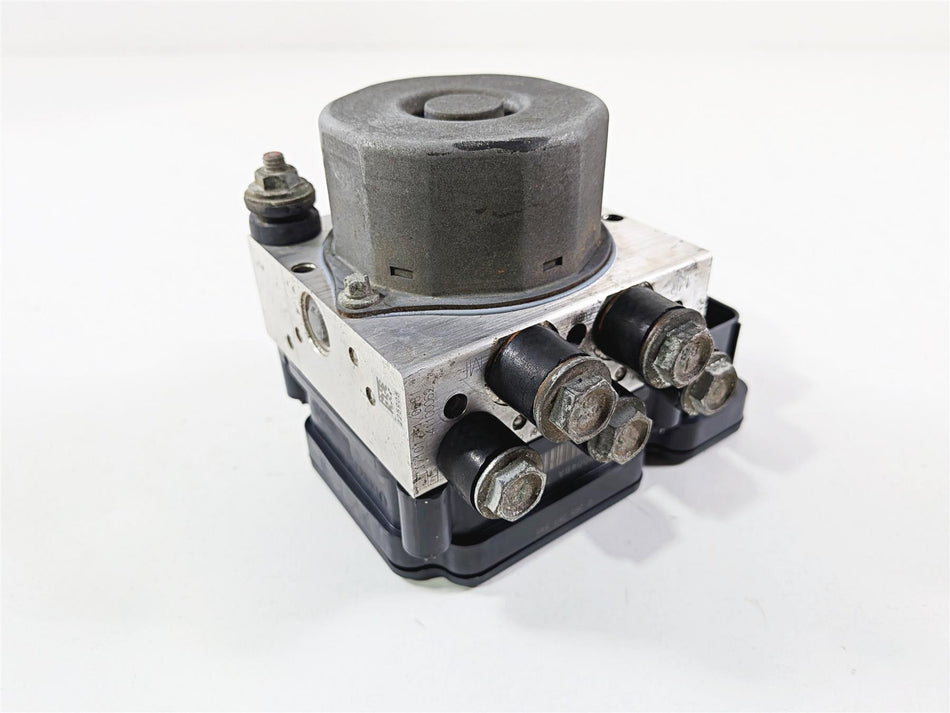 2018 Harley Touring FLHTCU Electra Glide Abs Brake Pump Module 41100046A-Mototech271
