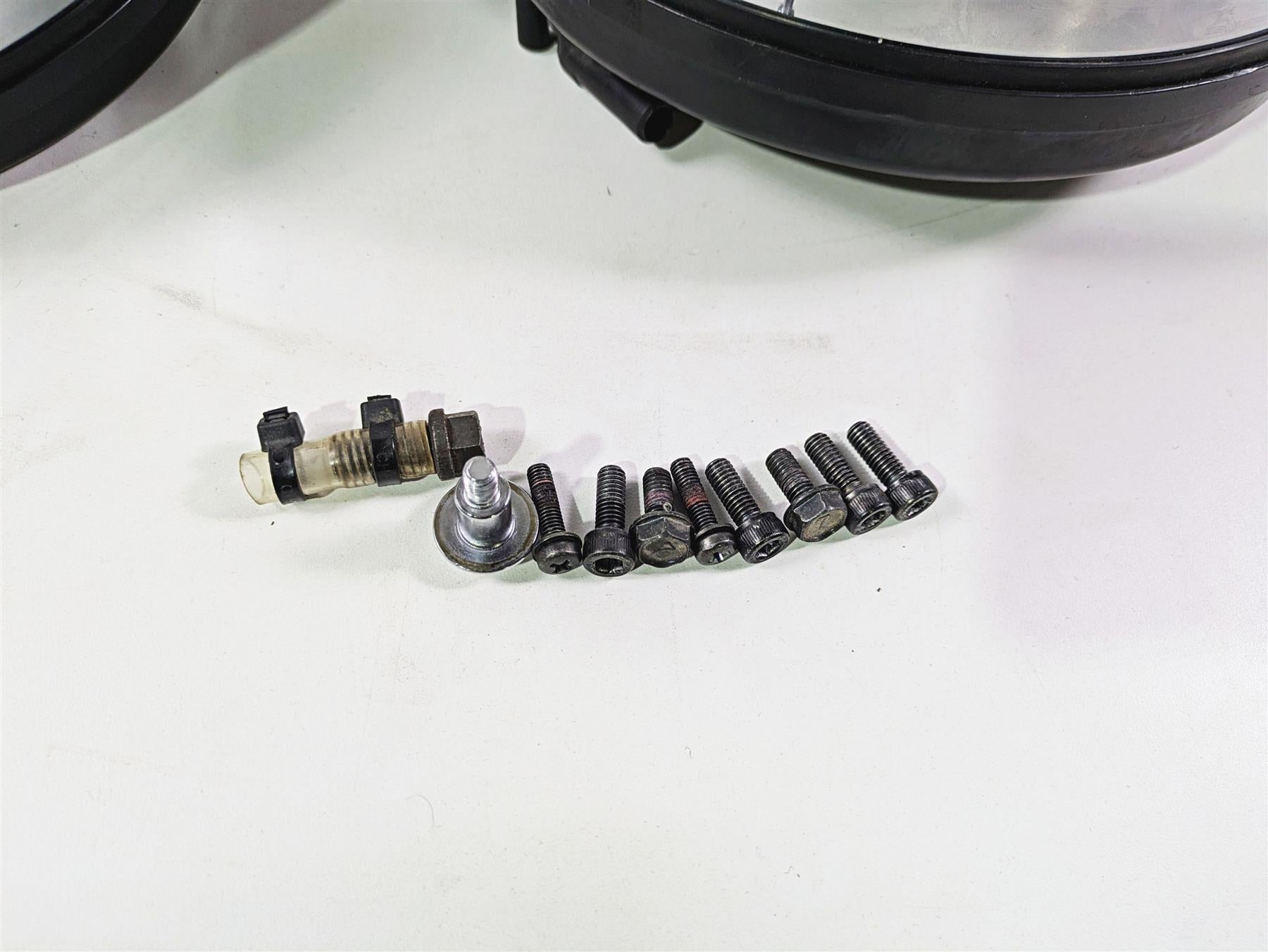 2008 Kawasaki VN1600 Vulcan Nomad Air Filter Cleaner Breather Set 11011-1672 {{ shop.shopifyCountryName }} - Mototech271