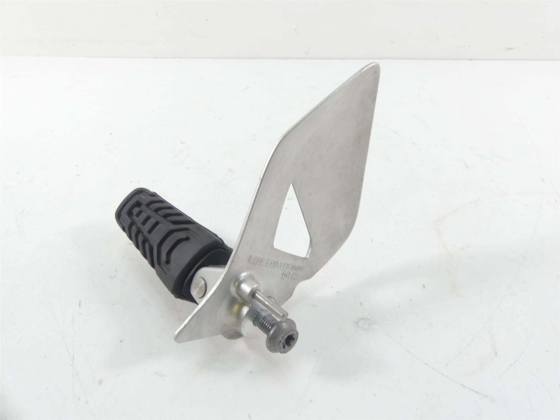 2015 BMW R1200RT K52 Front Right Footpeg Foot Peg +Mount 46718535642 46718560382 {{ shop.shopifyCountryName }} - Mototech271