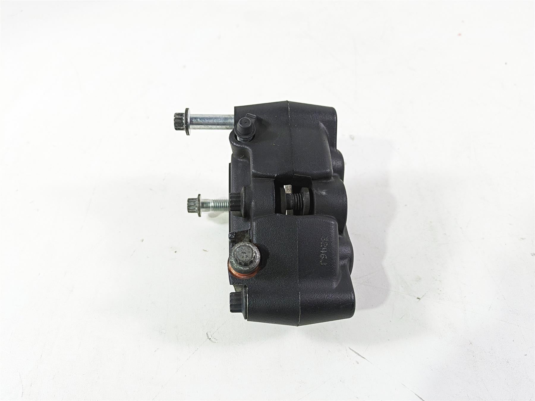 2017 Harley Dyna FXDB Street Bob Front Brake Caliper 41300001 {{ shop.shopifyCountryName }} - Mototech271
