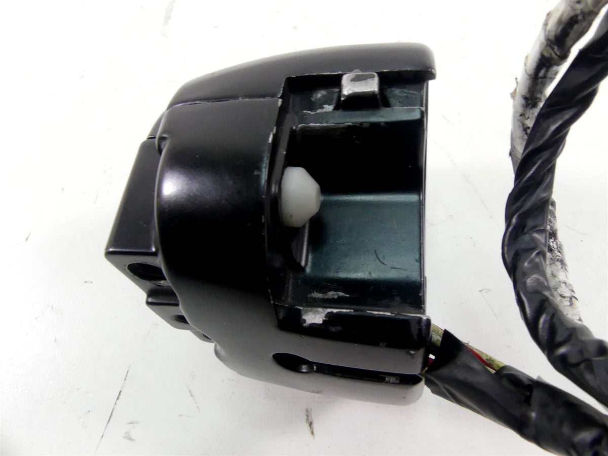 2017 Harley Softail FXSB Breakout Right Hand Control Switch -Read 71500297 {{ shop.shopifyCountryName }} - Mototech271