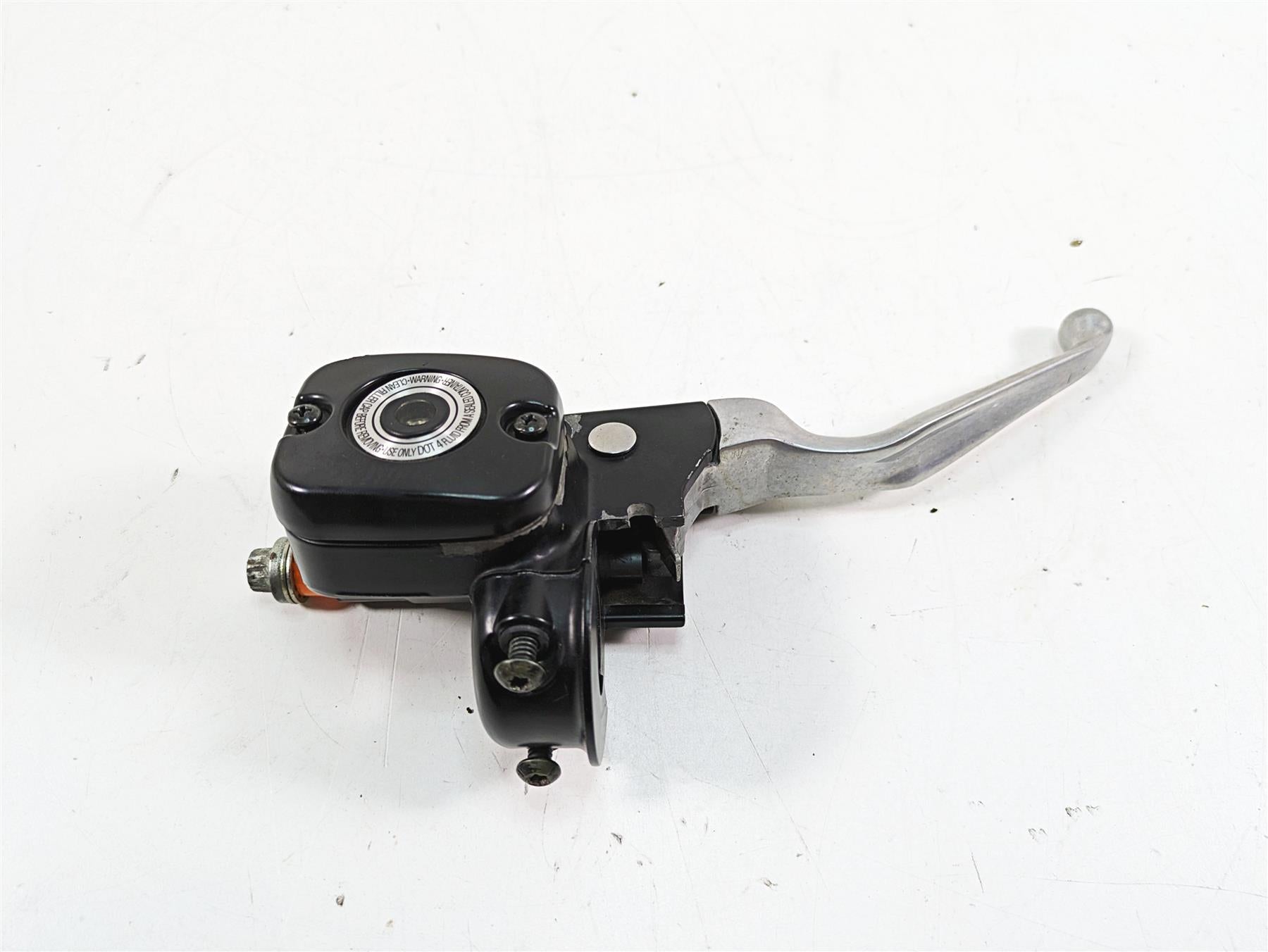 2006 Harley Softail FXSTSI Springer Front Brake Master Cylinder 9/16 45029-11D
