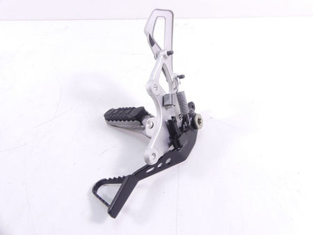2018 BMW R nineT Urban GS K33 Right Front Footpeg & Brake Pedal 46718558718 {{ shop.shopifyCountryName }} - Mototech271